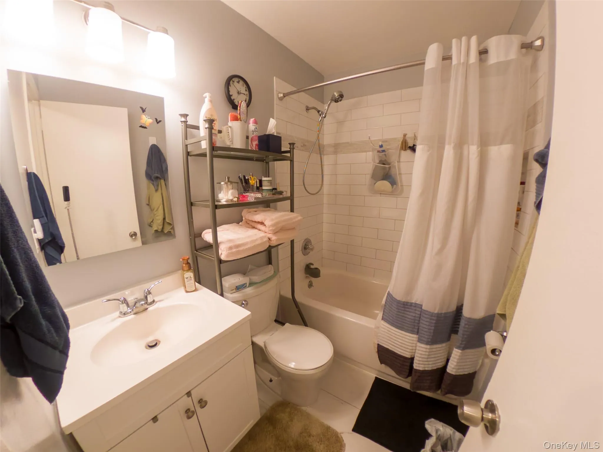 402 Mountain Laurel Drive, Monroe, NY, 3 Bedrooms Bedrooms, 9 Rooms Rooms,2 BathroomsBathrooms,Residential,For Rent,Mountain Laurel,0,1025157 402 Mountain Laurel Drive, Monroe, NY, 3 Bedrooms Bedrooms, 9 Rooms Rooms,2 BathroomsBathrooms,Residential,For Rent,Mountain Laurel,0,1025157