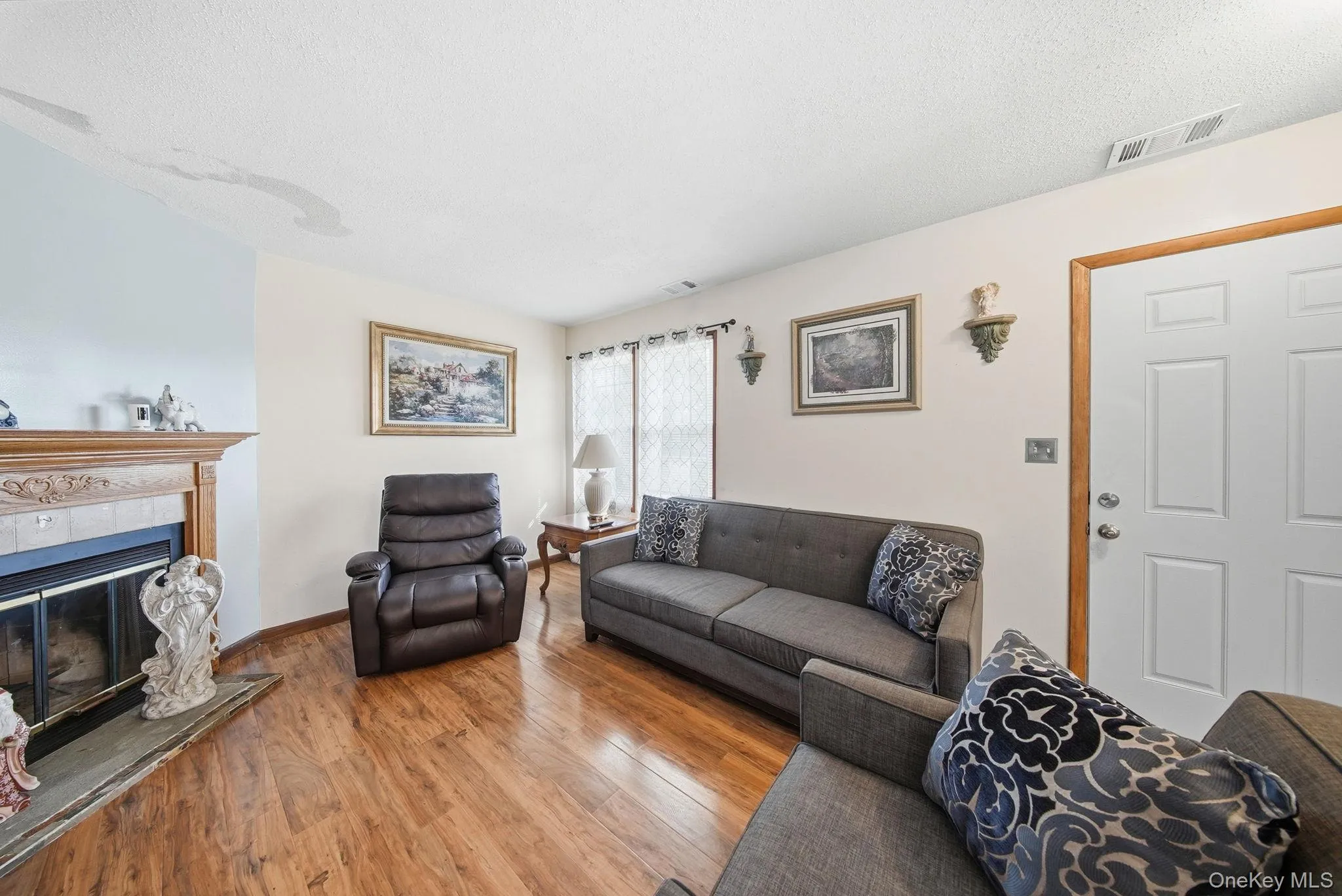 2604 Whispering Hills, Chester Town, NY, 3 Bedrooms Bedrooms, 6 Rooms Rooms,2 BathroomsBathrooms,Residential,For Rent,Whispering,0,1025165 2604 Whispering Hills, Chester Town, NY, 3 Bedrooms Bedrooms, 6 Rooms Rooms,2 BathroomsBathrooms,Residential,For Rent,Whispering,0,1025165