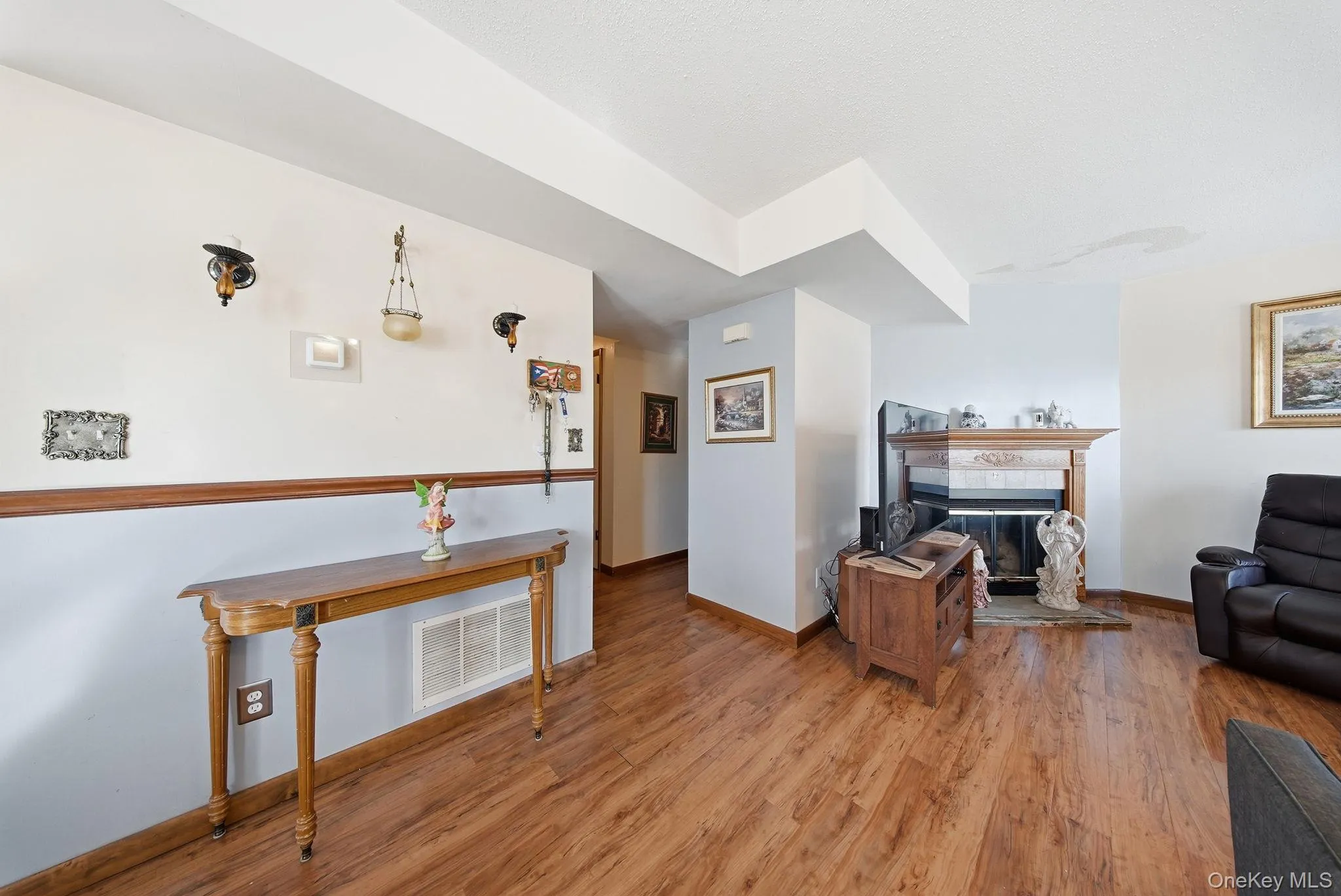 2604 Whispering Hills, Chester Town, NY, 3 Bedrooms Bedrooms, 6 Rooms Rooms,2 BathroomsBathrooms,Residential,For Rent,Whispering,0,1025165 2604 Whispering Hills, Chester Town, NY, 3 Bedrooms Bedrooms, 6 Rooms Rooms,2 BathroomsBathrooms,Residential,For Rent,Whispering,0,1025165