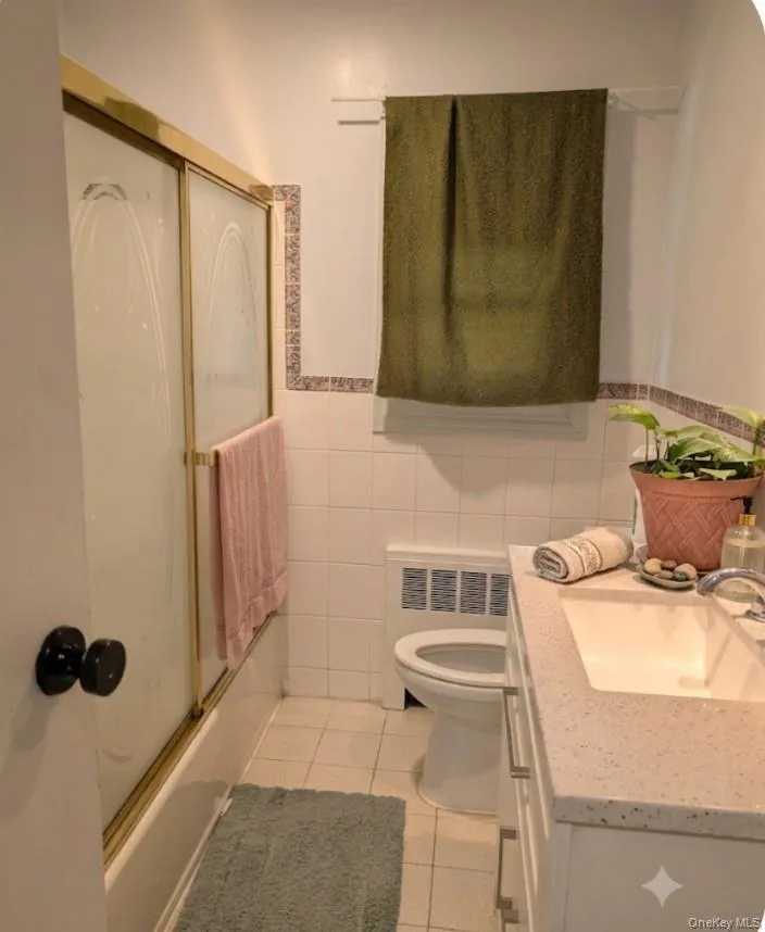 359 Magnolia Avenue, North Hempstead, NY, 4 Bedrooms Bedrooms, 7 Rooms Rooms,3 BathroomsBathrooms,Residential,For Rent,Magnolia,0,1025168 359 Magnolia Avenue, North Hempstead, NY, 4 Bedrooms Bedrooms, 7 Rooms Rooms,3 BathroomsBathrooms,Residential,For Rent,Magnolia,0,1025168