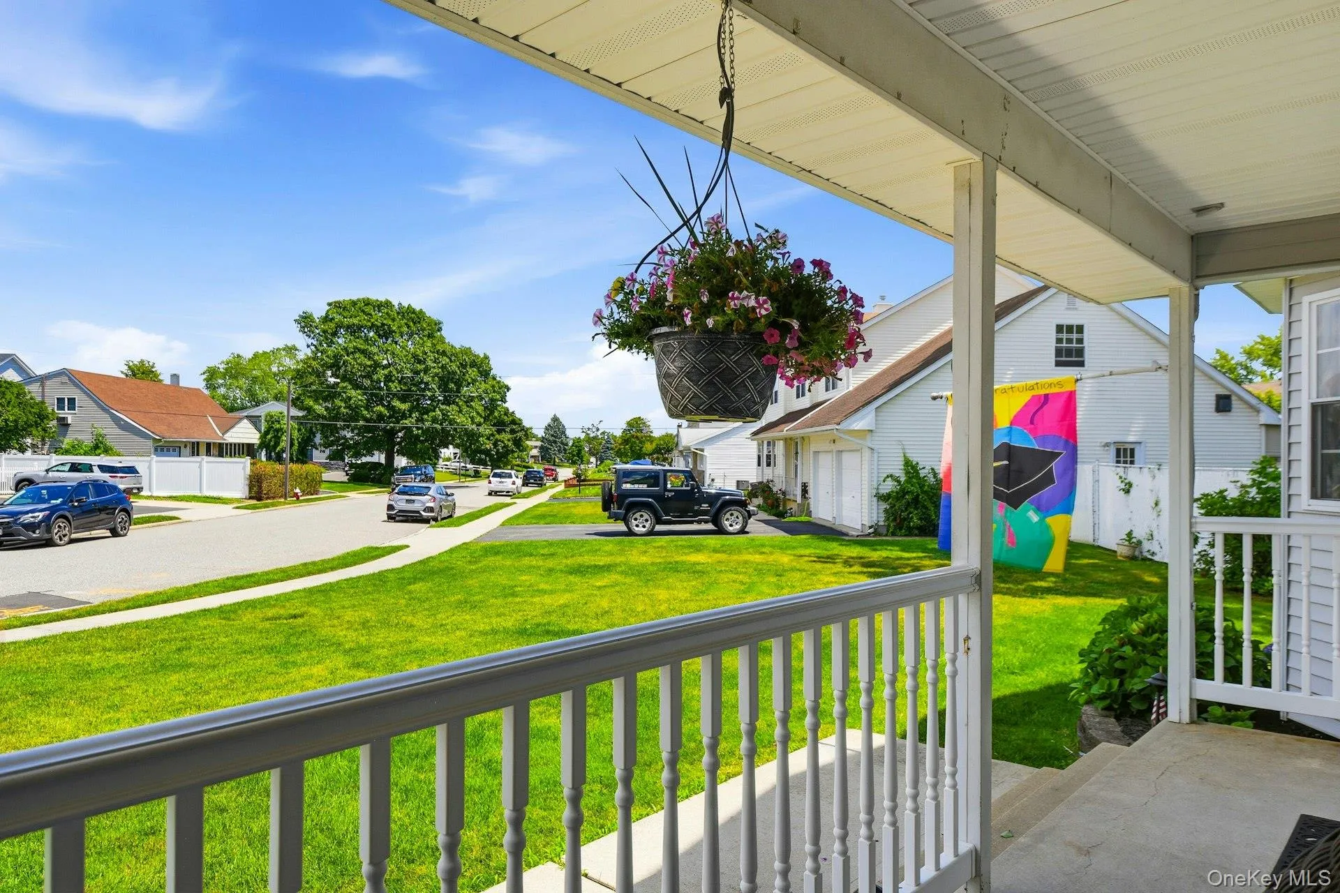 35 Dennis Lane, Oyster Bay, NY, 5 Bedrooms Bedrooms, 10 Rooms Rooms,3 BathroomsBathrooms,Residential,For Rent,Dennis,0,1025180 35 Dennis Lane, Oyster Bay, NY, 5 Bedrooms Bedrooms, 10 Rooms Rooms,3 BathroomsBathrooms,Residential,For Rent,Dennis,0,1025180