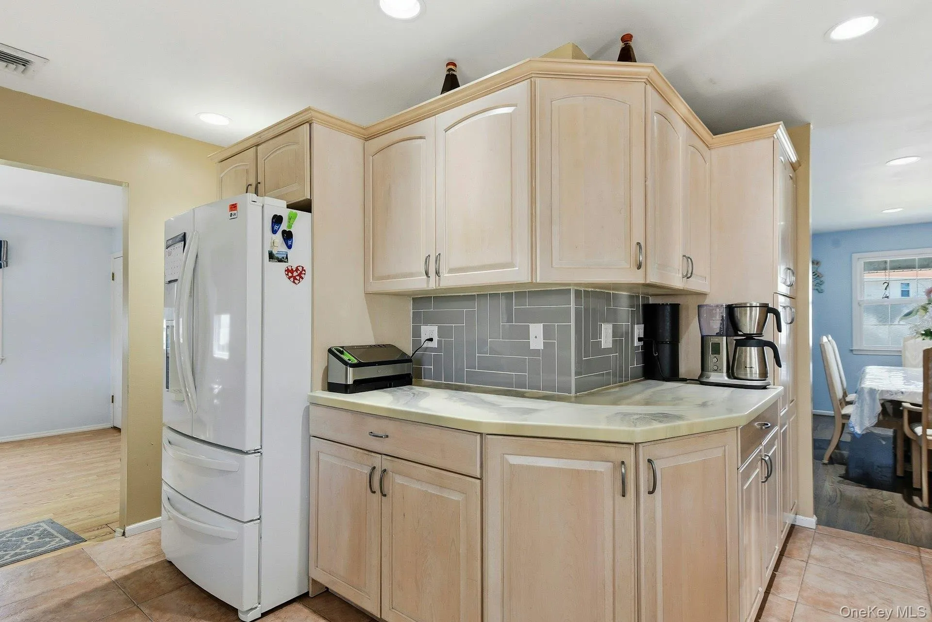 35 Dennis Lane, Oyster Bay, NY, 5 Bedrooms Bedrooms, 10 Rooms Rooms,3 BathroomsBathrooms,Residential,For Rent,Dennis,0,1025180 35 Dennis Lane, Oyster Bay, NY, 5 Bedrooms Bedrooms, 10 Rooms Rooms,3 BathroomsBathrooms,Residential,For Rent,Dennis,0,1025180