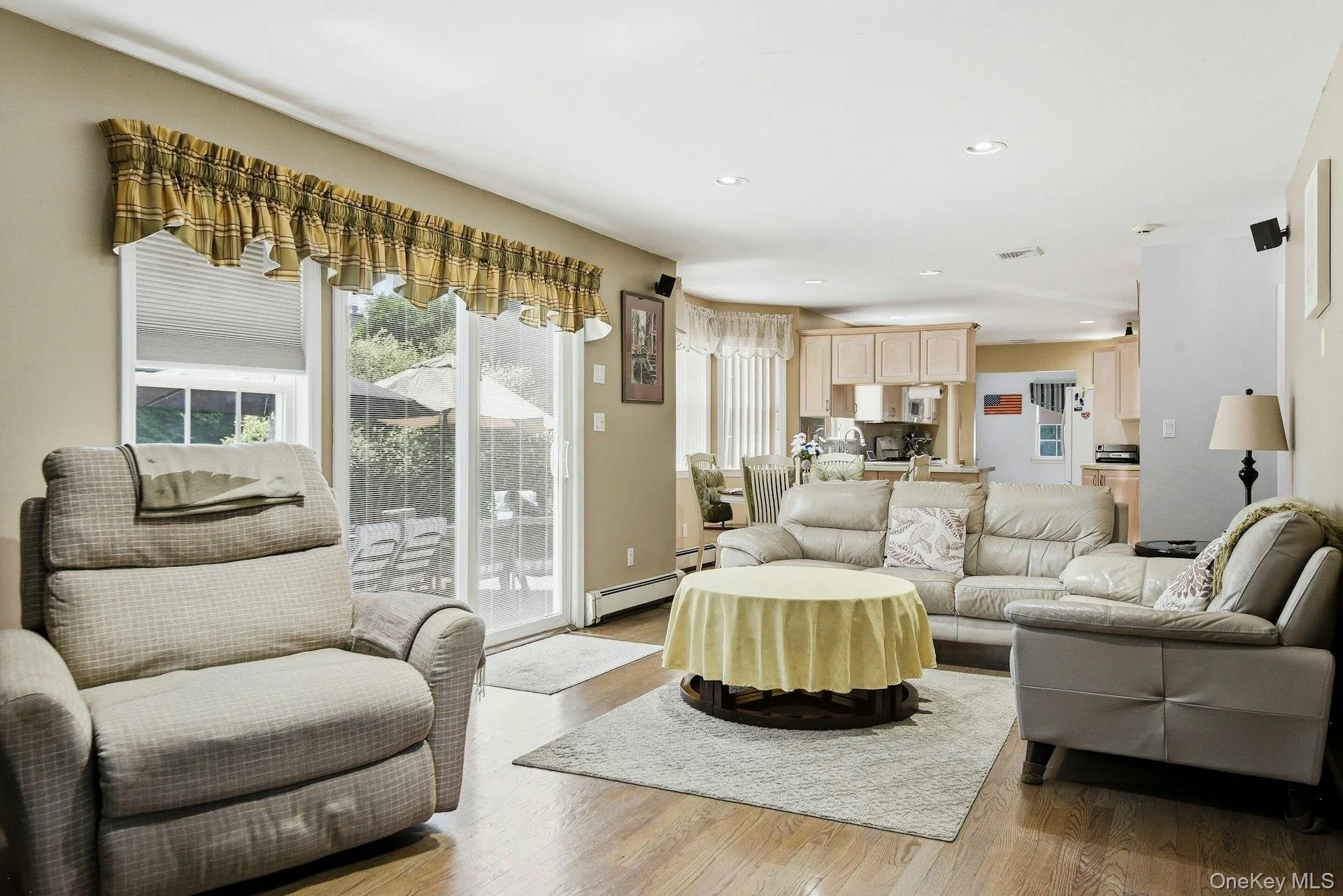 35 Dennis Lane, Oyster Bay, NY, 5 Bedrooms Bedrooms, 10 Rooms Rooms,3 BathroomsBathrooms,Residential,For Rent,Dennis,0,1025180 35 Dennis Lane, Oyster Bay, NY, 5 Bedrooms Bedrooms, 10 Rooms Rooms,3 BathroomsBathrooms,Residential,For Rent,Dennis,0,1025180