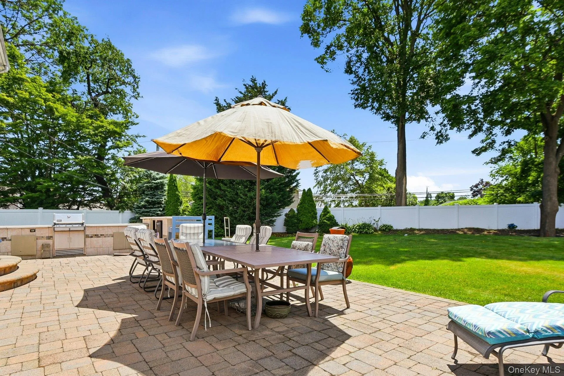 35 Dennis Lane, Oyster Bay, NY, 5 Bedrooms Bedrooms, 10 Rooms Rooms,3 BathroomsBathrooms,Residential,For Rent,Dennis,0,1025180 35 Dennis Lane, Oyster Bay, NY, 5 Bedrooms Bedrooms, 10 Rooms Rooms,3 BathroomsBathrooms,Residential,For Rent,Dennis,0,1025180
