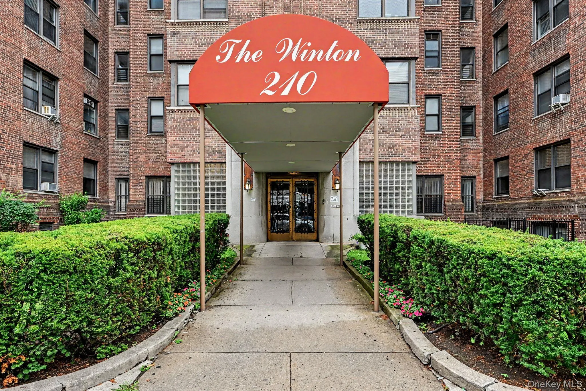 Welcome to The Winton. Welcome to The Winton.