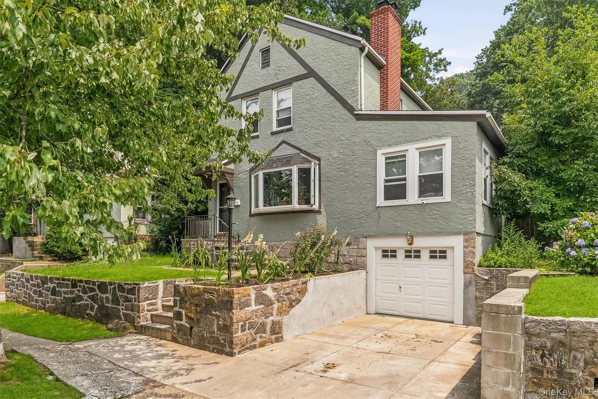 218 Sedgwick Avenue, Yonkers, NY, 3 Bedrooms Bedrooms, 7 Rooms Rooms,1 BathroomBathrooms,Residential,For Rent,Sedgwick,0,1025186 218 Sedgwick Avenue, Yonkers, NY, 3 Bedrooms Bedrooms, 7 Rooms Rooms,1 BathroomBathrooms,Residential,For Rent,Sedgwick,0,1025186