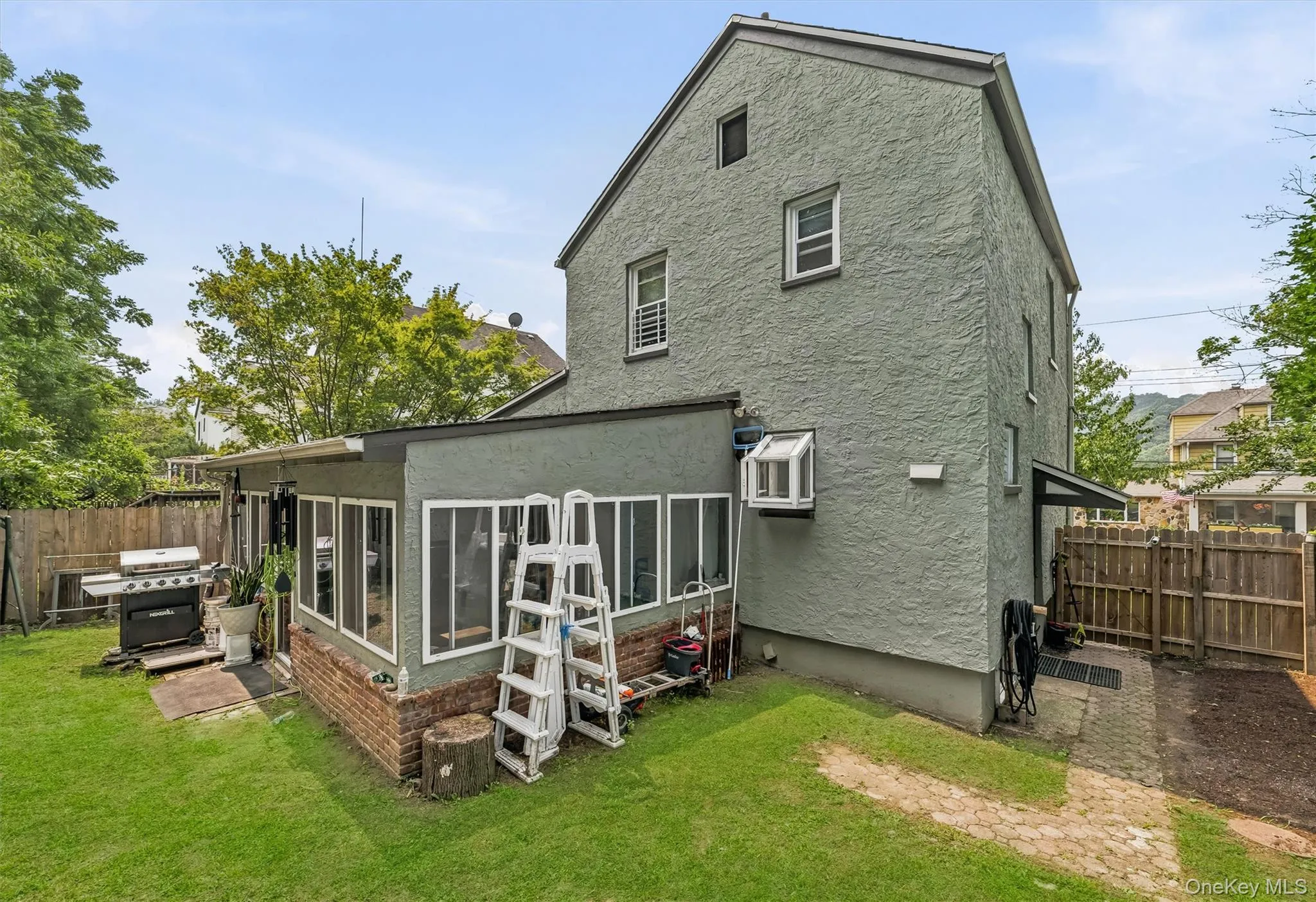 218 Sedgwick Avenue, Yonkers, NY, 3 Bedrooms Bedrooms, 7 Rooms Rooms,1 BathroomBathrooms,Residential,For Rent,Sedgwick,0,1025186 218 Sedgwick Avenue, Yonkers, NY, 3 Bedrooms Bedrooms, 7 Rooms Rooms,1 BathroomBathrooms,Residential,For Rent,Sedgwick,0,1025186