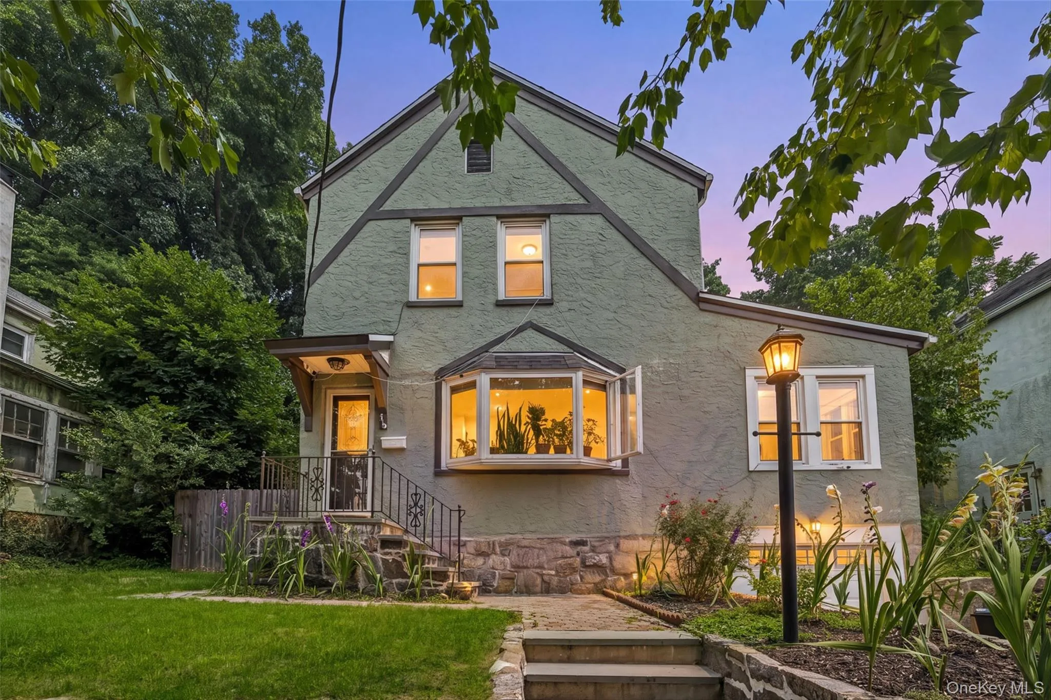218 Sedgwick Avenue, Yonkers, NY, 3 Bedrooms Bedrooms, 7 Rooms Rooms,1 BathroomBathrooms,Residential,For Rent,Sedgwick,0,1025186 218 Sedgwick Avenue, Yonkers, NY, 3 Bedrooms Bedrooms, 7 Rooms Rooms,1 BathroomBathrooms,Residential,For Rent,Sedgwick,0,1025186