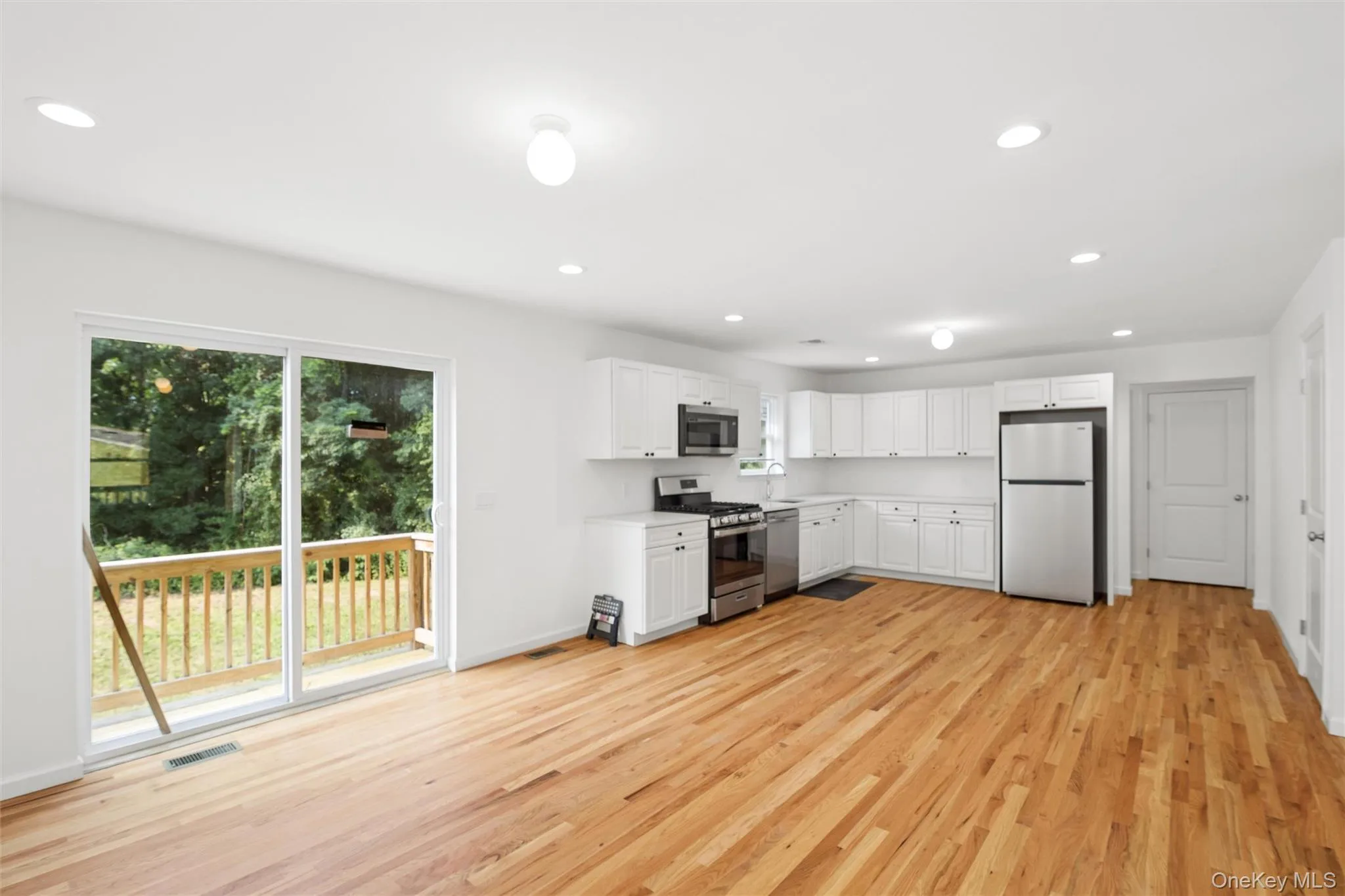65 Ozark Street, Brookhaven, NY, 4 Bedrooms Bedrooms, 7 Rooms Rooms,2 BathroomsBathrooms,Residential,For Rent,Ozark,0,1025189 65 Ozark Street, Brookhaven, NY, 4 Bedrooms Bedrooms, 7 Rooms Rooms,2 BathroomsBathrooms,Residential,For Rent,Ozark,0,1025189