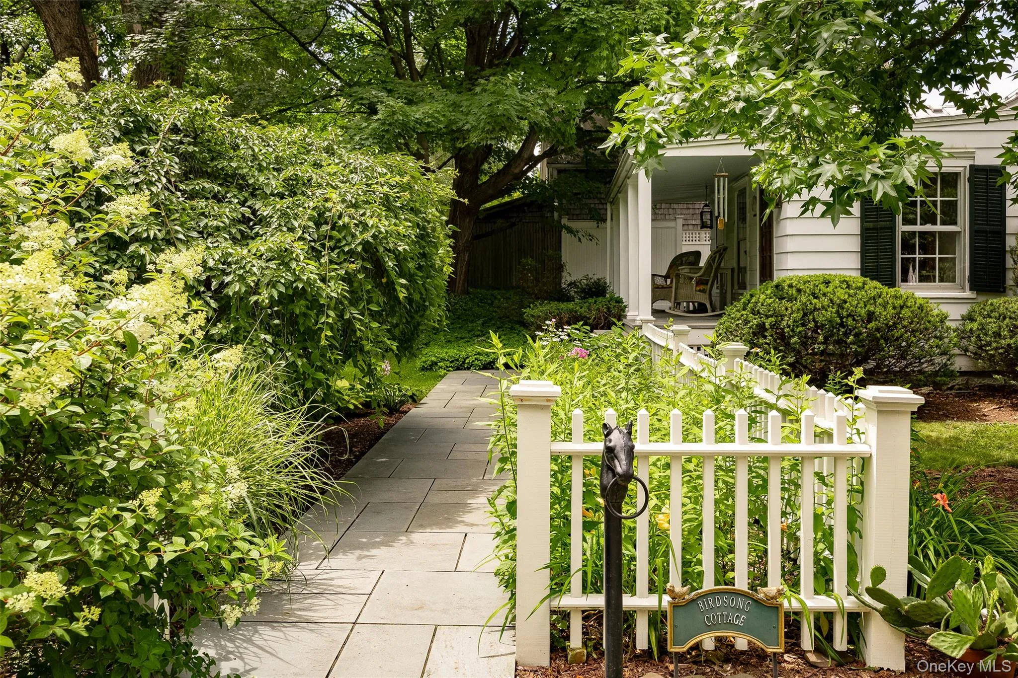Garden path Garden path