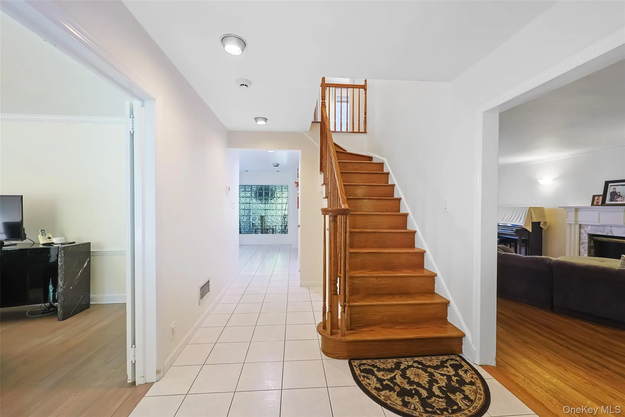 2 Woods Road, North Hempstead, NY, 4 Bedrooms Bedrooms, 10 Rooms Rooms,3 BathroomsBathrooms,Residential,For Rent,Woods,0,1025193 2 Woods Road, North Hempstead, NY, 4 Bedrooms Bedrooms, 10 Rooms Rooms,3 BathroomsBathrooms,Residential,For Rent,Woods,0,1025193