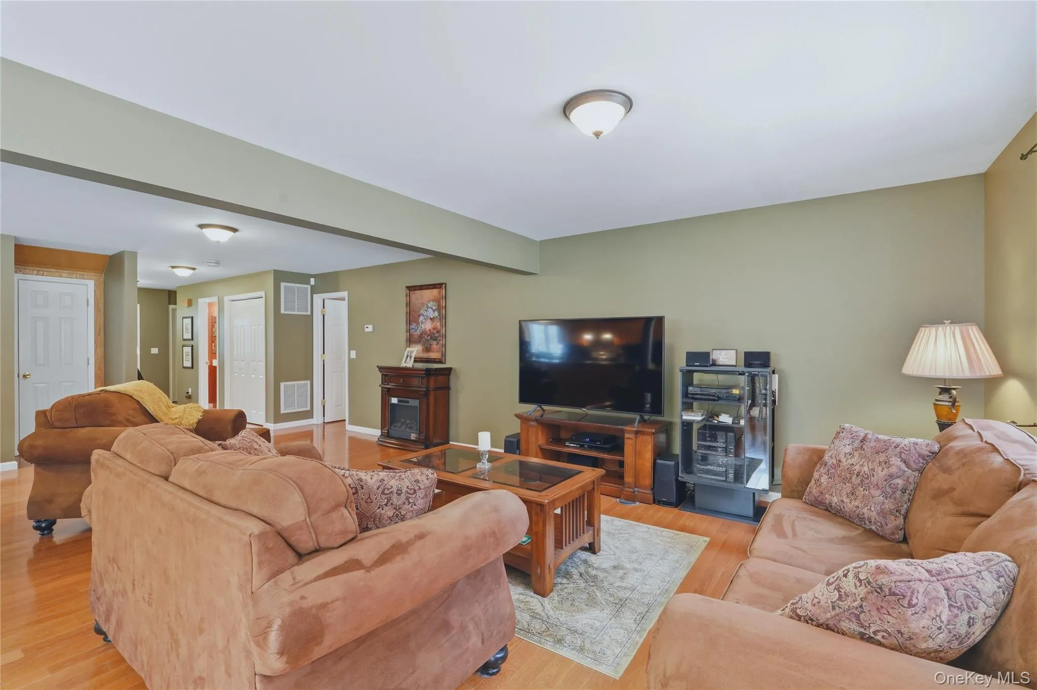 302 Lakeside Road, Newburgh (town), NY, 3 Bedrooms Bedrooms, 7 Rooms Rooms,2 BathroomsBathrooms,Residential,For Rent,Lakeside,0,1025198 302 Lakeside Road, Newburgh (town), NY, 3 Bedrooms Bedrooms, 7 Rooms Rooms,2 BathroomsBathrooms,Residential,For Rent,Lakeside,0,1025198