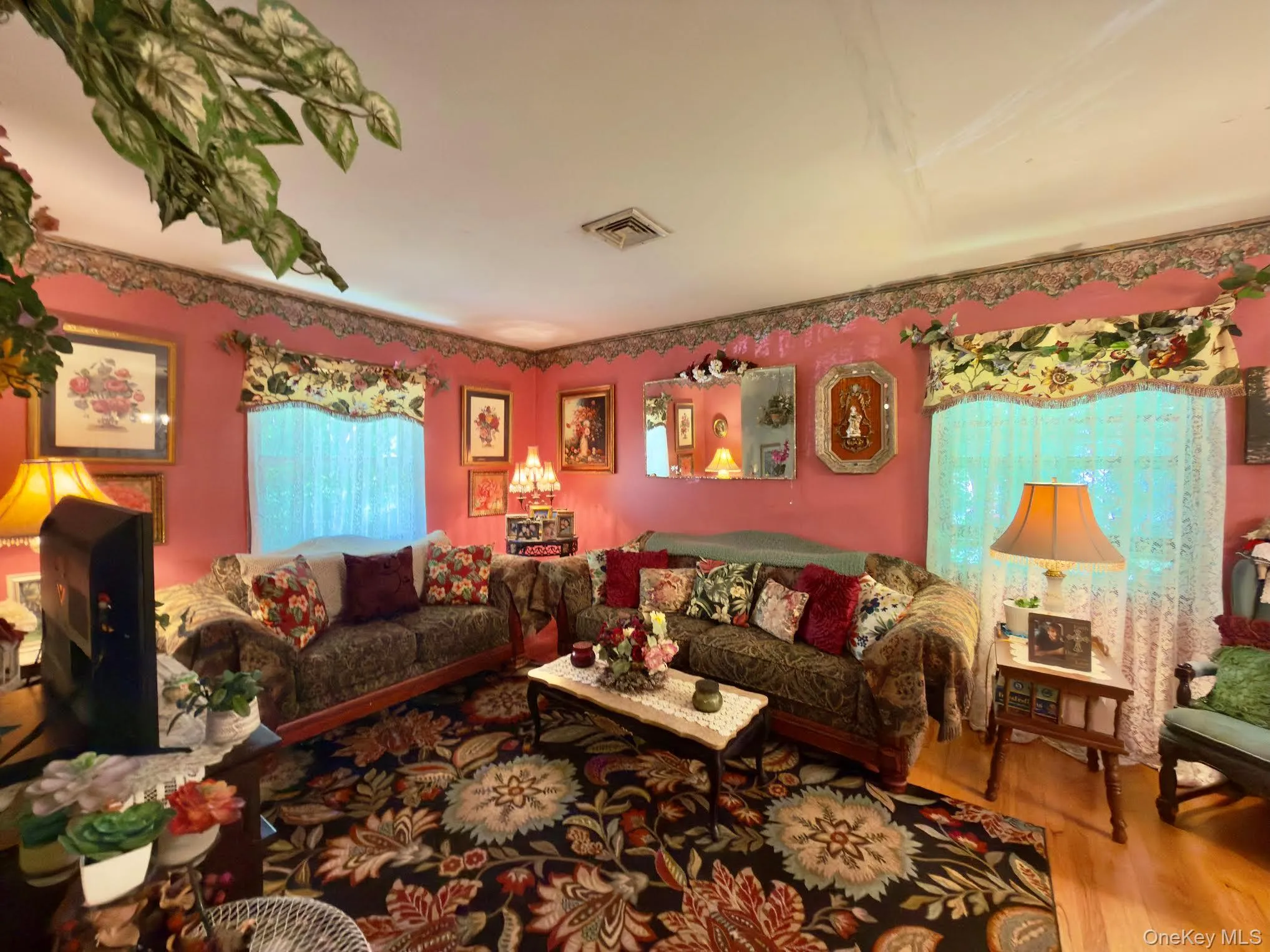 26 Cookingham Drive, Hyde Park, NY, 4 Bedrooms Bedrooms, 7 Rooms Rooms,1 BathroomBathrooms,Residential,For Rent,Cookingham,0,1025200 26 Cookingham Drive, Hyde Park, NY, 4 Bedrooms Bedrooms, 7 Rooms Rooms,1 BathroomBathrooms,Residential,For Rent,Cookingham,0,1025200