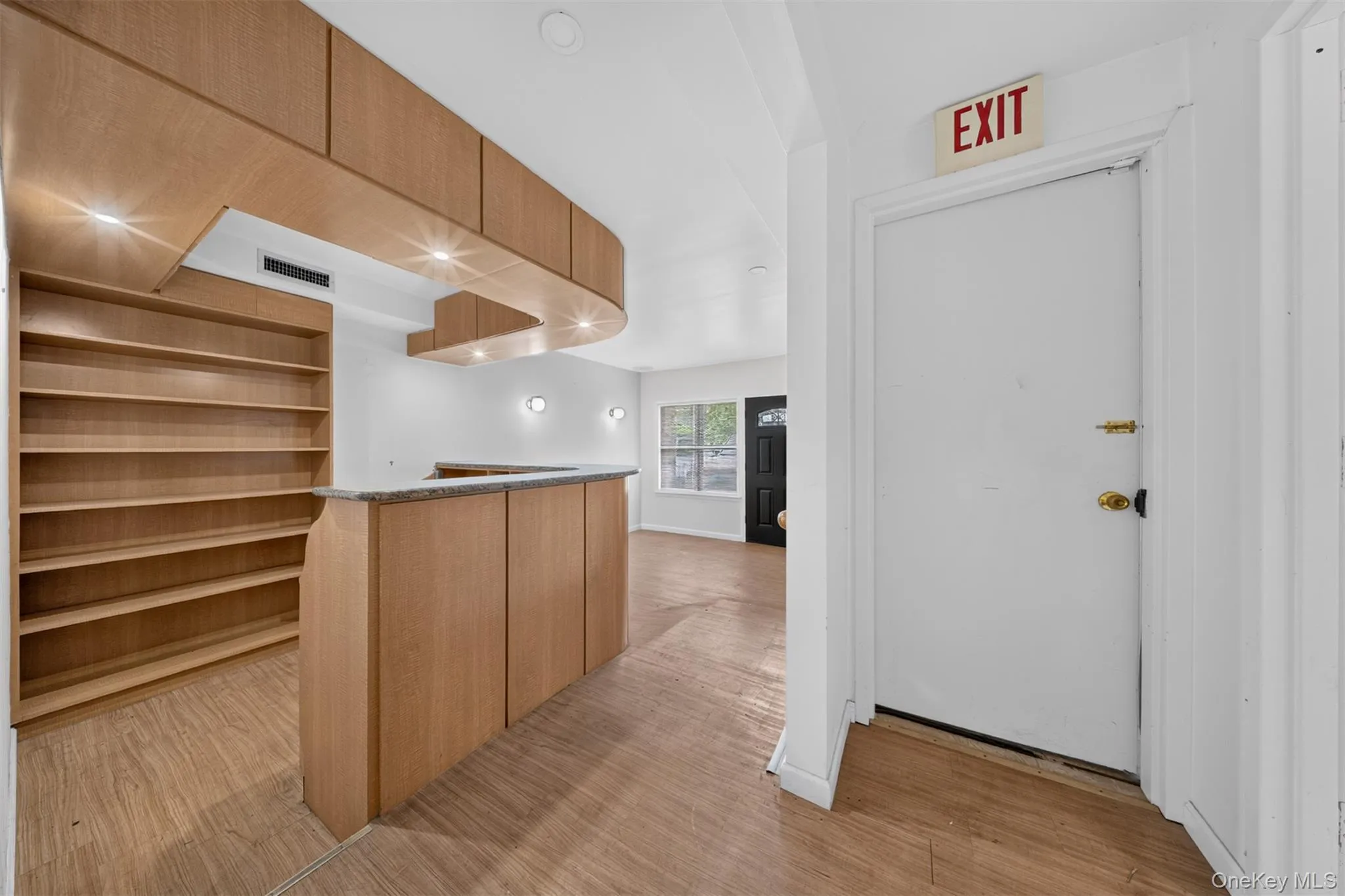 143-27 Roosevelt Avenue, New York, NY, 6 Bedrooms Bedrooms, 17 Rooms Rooms,5 BathroomsBathrooms,Residential,For Rent,Roosevelt,0,1025207 143-27 Roosevelt Avenue, New York, NY, 6 Bedrooms Bedrooms, 17 Rooms Rooms,5 BathroomsBathrooms,Residential,For Rent,Roosevelt,0,1025207