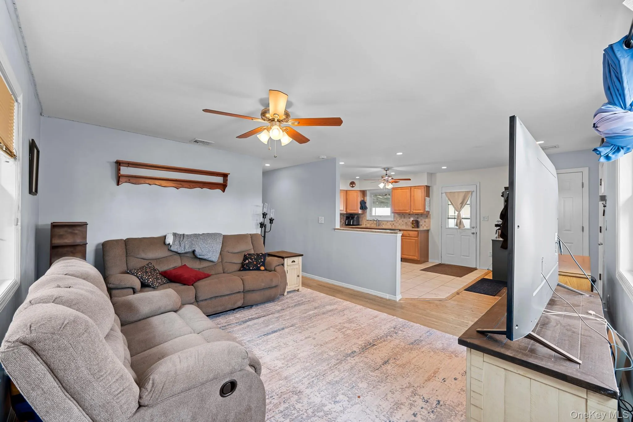 30 44th Street, Babylon, NY, 3 Bedrooms Bedrooms, 5 Rooms Rooms,2 BathroomsBathrooms,Residential,For Rent,44th,0,1025209 30 44th Street, Babylon, NY, 3 Bedrooms Bedrooms, 5 Rooms Rooms,2 BathroomsBathrooms,Residential,For Rent,44th,0,1025209