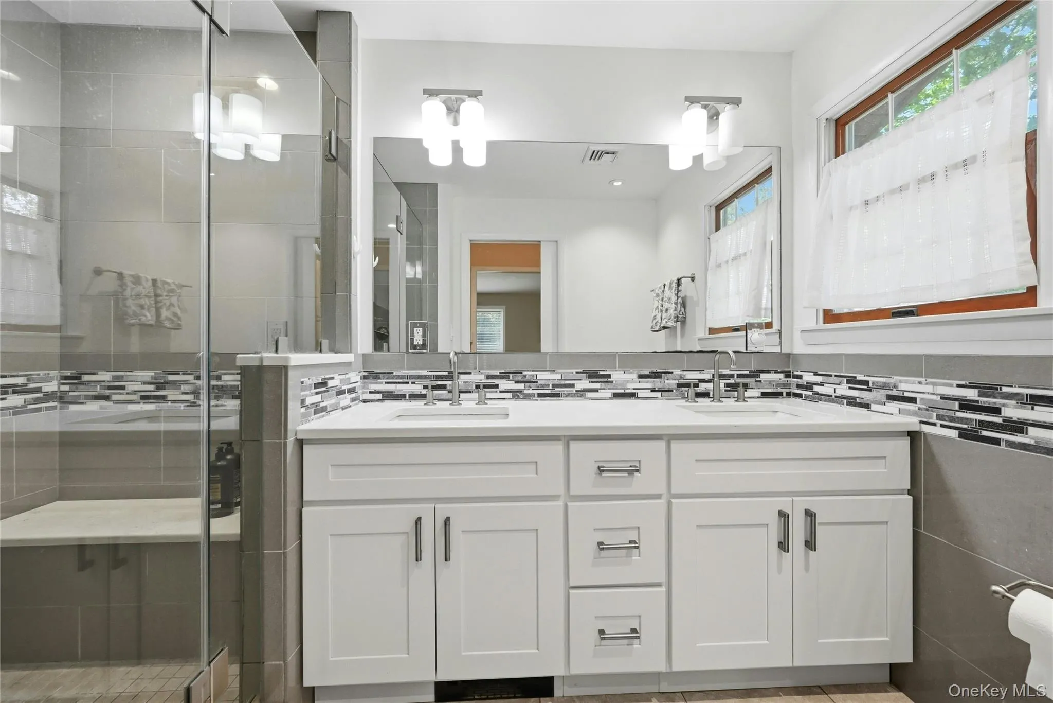 3830 Ole Jule Lane, Southold, NY, 4 Bedrooms Bedrooms, 8 Rooms Rooms,3 BathroomsBathrooms,Residential Lease,For Rent,Ole Jule,0,1025211 3830 Ole Jule Lane, Southold, NY, 4 Bedrooms Bedrooms, 8 Rooms Rooms,3 BathroomsBathrooms,Residential Lease,For Rent,Ole Jule,0,1025211
