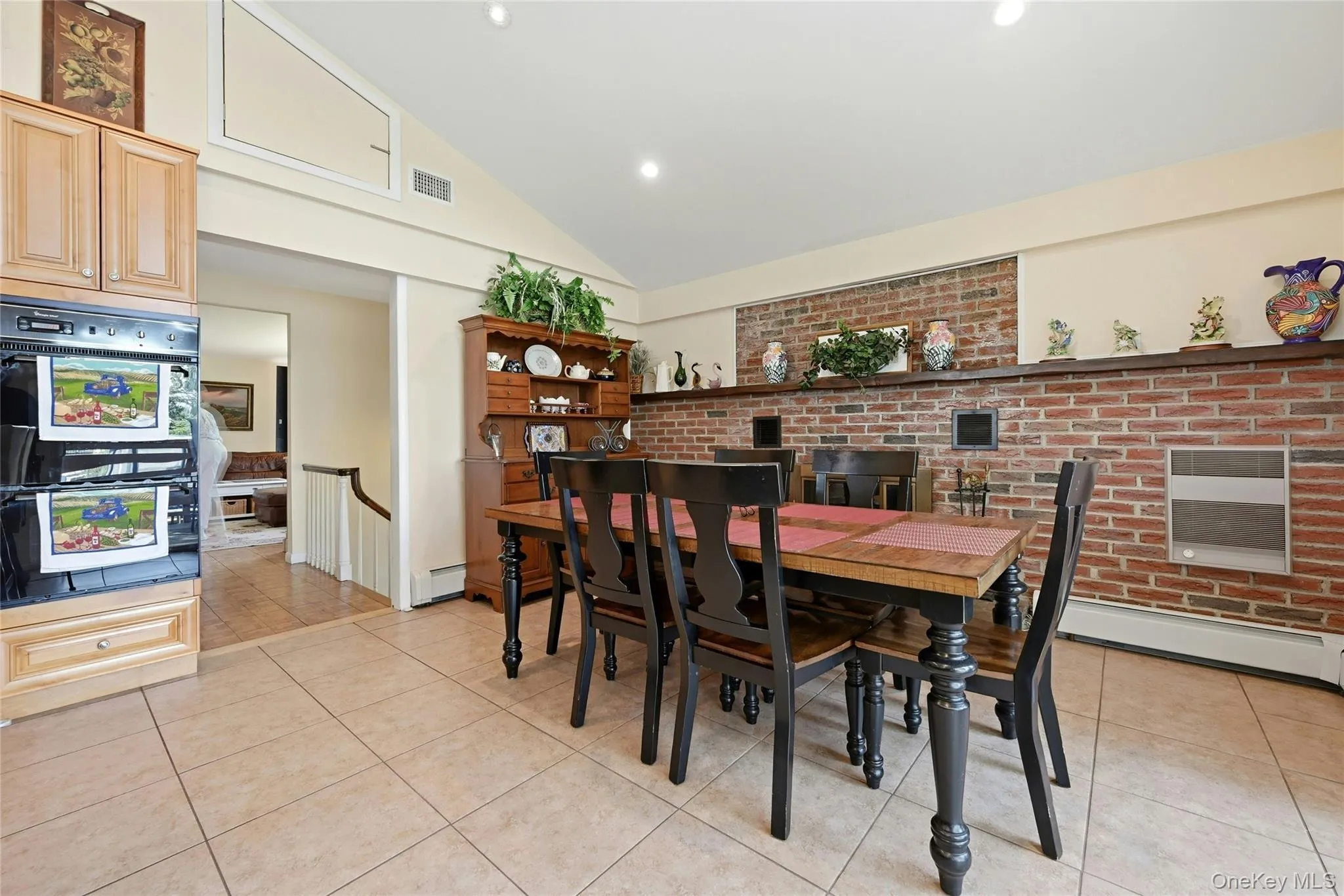 3830 Ole Jule Lane, Southold, NY, 4 Bedrooms Bedrooms, 8 Rooms Rooms,3 BathroomsBathrooms,Residential Lease,For Rent,Ole Jule,0,1025211 3830 Ole Jule Lane, Southold, NY, 4 Bedrooms Bedrooms, 8 Rooms Rooms,3 BathroomsBathrooms,Residential Lease,For Rent,Ole Jule,0,1025211