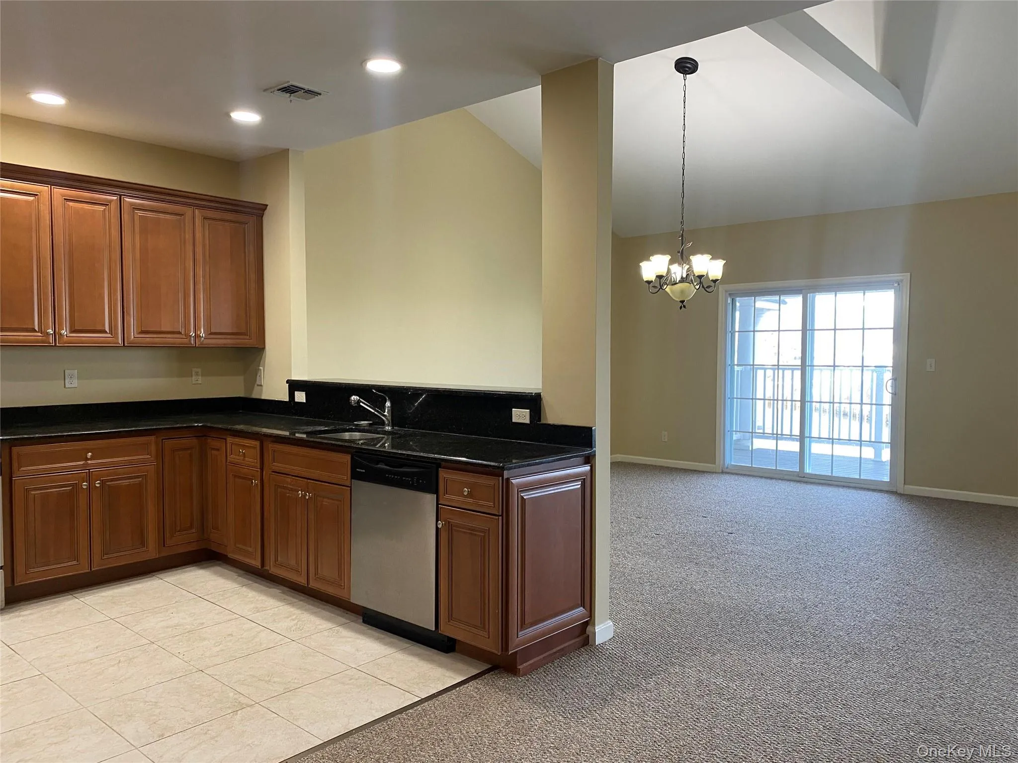 3 Nicole, Babylon, NY, 2 Bedrooms Bedrooms, 5 Rooms Rooms,2 BathroomsBathrooms,Residential Lease,For Rent,Nicole,0,1025220 3 Nicole, Babylon, NY, 2 Bedrooms Bedrooms, 5 Rooms Rooms,2 BathroomsBathrooms,Residential Lease,For Rent,Nicole,0,1025220