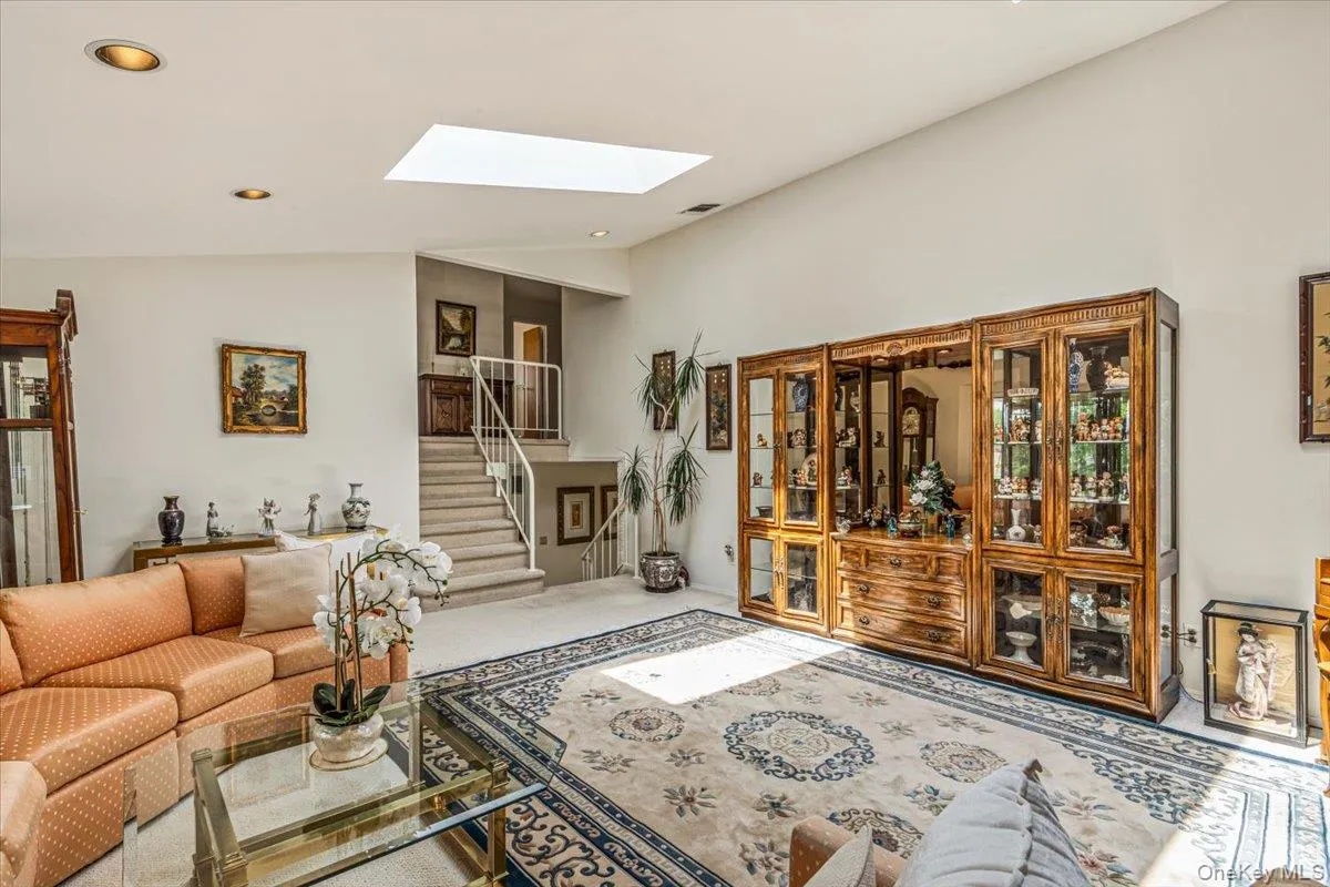 10 Clemson Lane, Oyster Bay, NY, 5 Bedrooms Bedrooms, 12 Rooms Rooms,3 BathroomsBathrooms,Residential,For Rent,Clemson,0,1025222 10 Clemson Lane, Oyster Bay, NY, 5 Bedrooms Bedrooms, 12 Rooms Rooms,3 BathroomsBathrooms,Residential,For Rent,Clemson,0,1025222