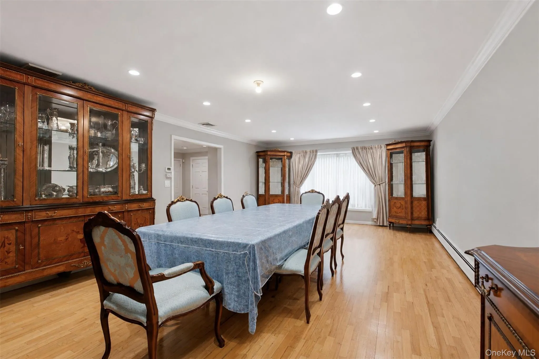 391 Pleasant Hill Drive, Clarkstown, NY, 5 Bedrooms Bedrooms, 17 Rooms Rooms,4 BathroomsBathrooms,Residential,For Rent,Pleasant Hill,0,1025224 391 Pleasant Hill Drive, Clarkstown, NY, 5 Bedrooms Bedrooms, 17 Rooms Rooms,4 BathroomsBathrooms,Residential,For Rent,Pleasant Hill,0,1025224