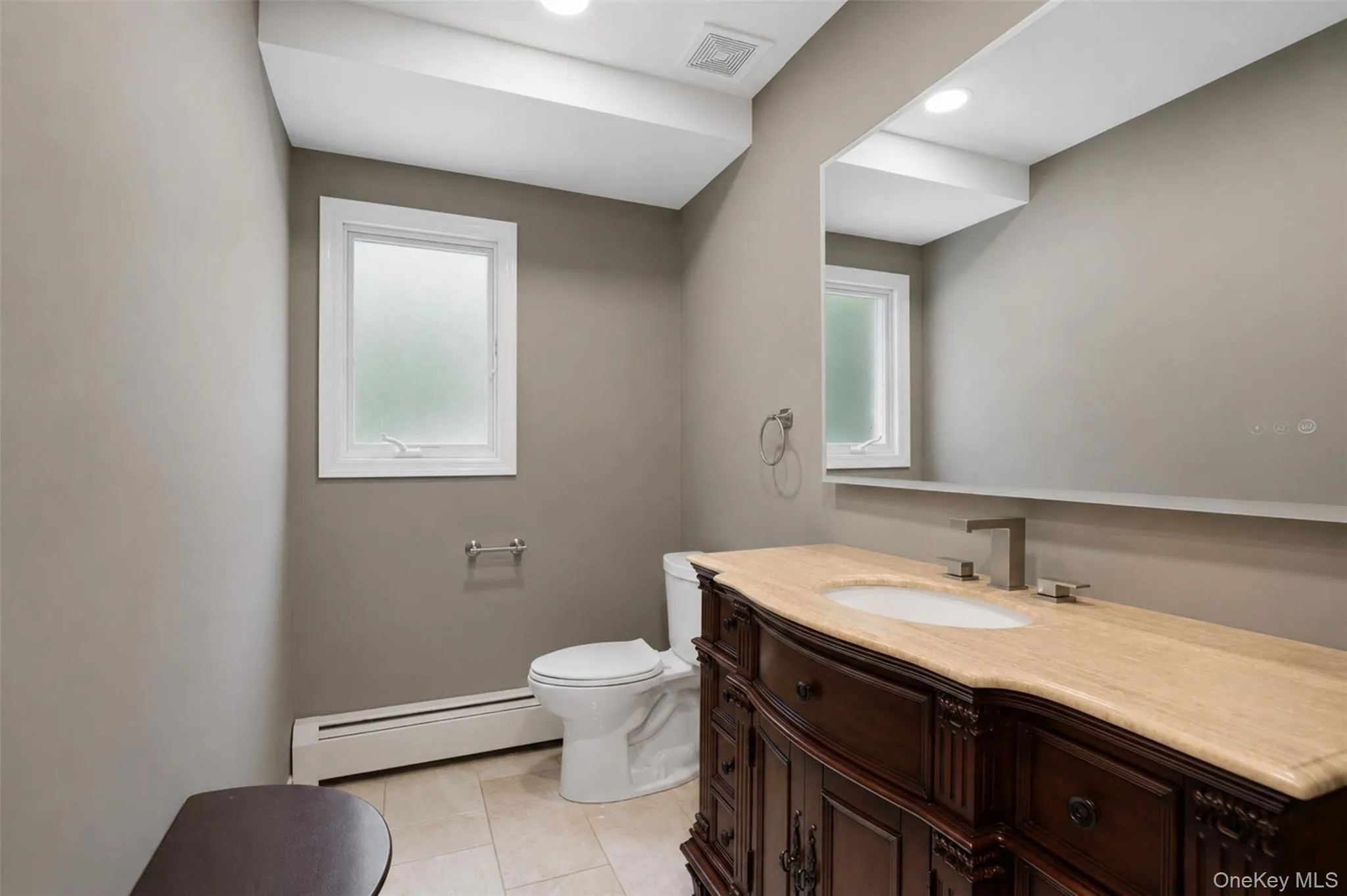 391 Pleasant Hill Drive, Clarkstown, NY, 5 Bedrooms Bedrooms, 17 Rooms Rooms,4 BathroomsBathrooms,Residential,For Rent,Pleasant Hill,0,1025224 391 Pleasant Hill Drive, Clarkstown, NY, 5 Bedrooms Bedrooms, 17 Rooms Rooms,4 BathroomsBathrooms,Residential,For Rent,Pleasant Hill,0,1025224