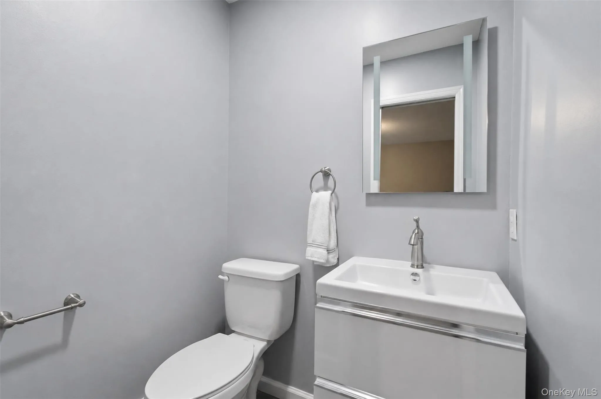 391 Pleasant Hill Drive, Clarkstown, NY, 5 Bedrooms Bedrooms, 17 Rooms Rooms,4 BathroomsBathrooms,Residential,For Rent,Pleasant Hill,0,1025224 391 Pleasant Hill Drive, Clarkstown, NY, 5 Bedrooms Bedrooms, 17 Rooms Rooms,4 BathroomsBathrooms,Residential,For Rent,Pleasant Hill,0,1025224