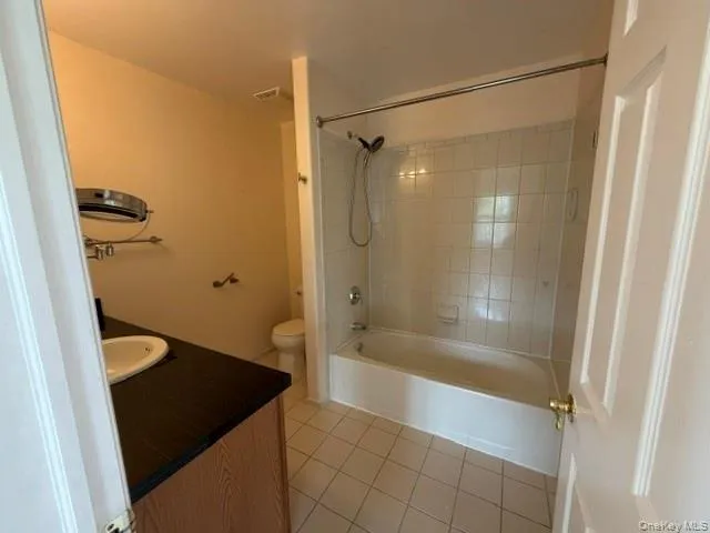 6416 Ocean Avenue, New York, NY, 3 Bedrooms Bedrooms, 9 Rooms Rooms,2 BathroomsBathrooms,Residential Lease,For Rent,Ocean,0,1025227 6416 Ocean Avenue, New York, NY, 3 Bedrooms Bedrooms, 9 Rooms Rooms,2 BathroomsBathrooms,Residential Lease,For Rent,Ocean,0,1025227