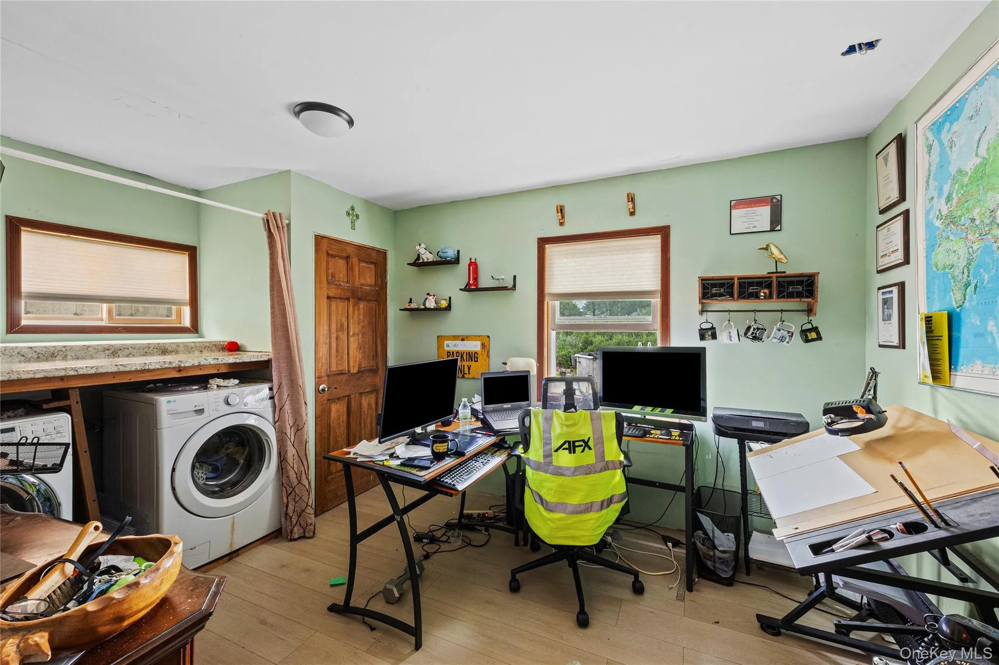 547 Sunnybrook Drive, Hempstead, NY, 5 Bedrooms Bedrooms, 7 Rooms Rooms,2 BathroomsBathrooms,Residential,For Rent,Sunnybrook,0,1025229 547 Sunnybrook Drive, Hempstead, NY, 5 Bedrooms Bedrooms, 7 Rooms Rooms,2 BathroomsBathrooms,Residential,For Rent,Sunnybrook,0,1025229