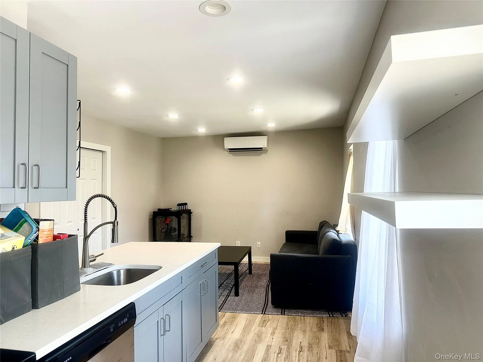 374 VERPLANCK Avenue, Beacon, NY, 1 Bedroom Bedrooms, 3 Rooms Rooms,1 BathroomBathrooms,Residential Lease,For Rent,VERPLANCK,0,1025234 374 VERPLANCK Avenue, Beacon, NY, 1 Bedroom Bedrooms, 3 Rooms Rooms,1 BathroomBathrooms,Residential Lease,For Rent,VERPLANCK,0,1025234