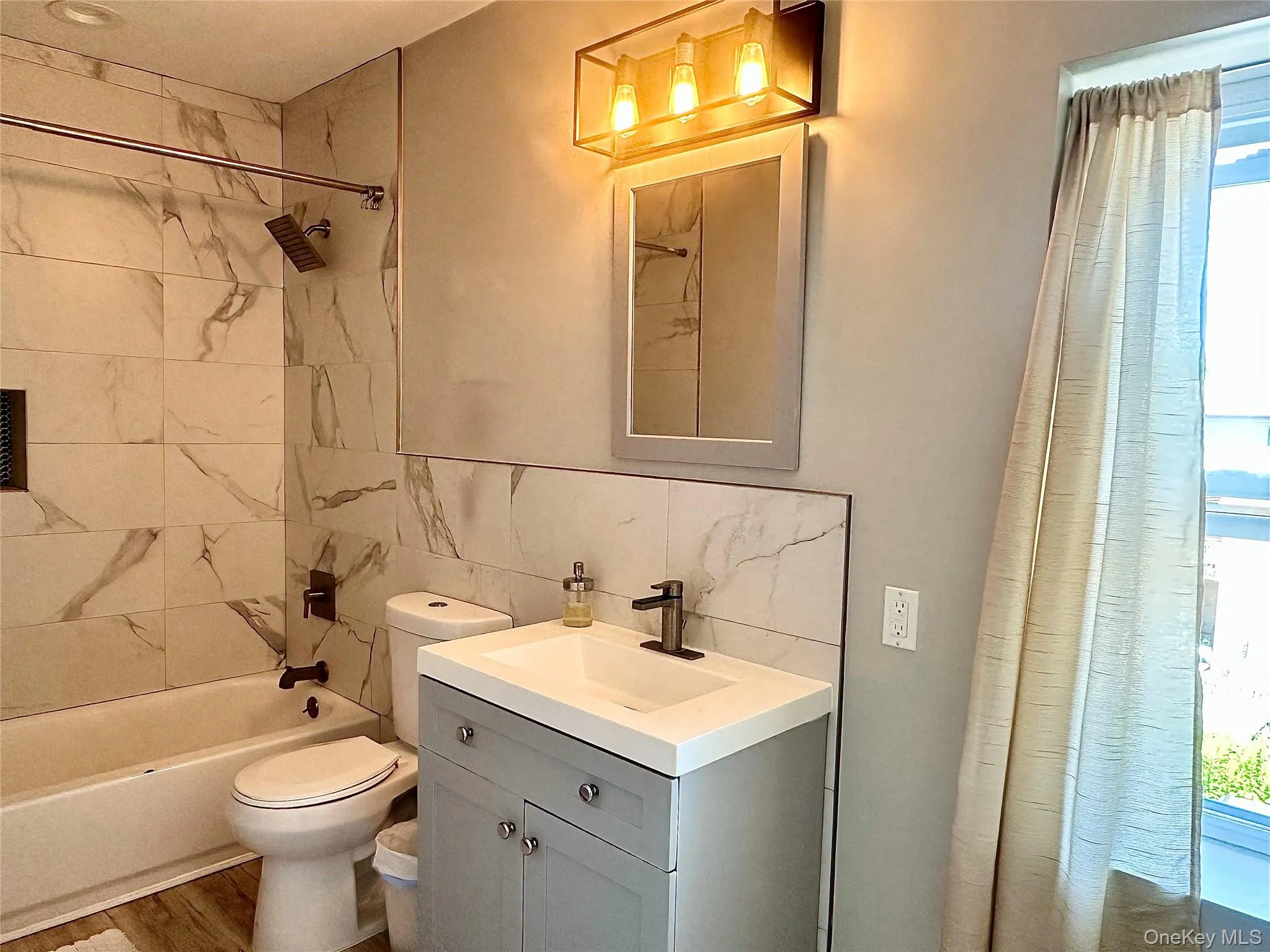 374 VERPLANCK Avenue, Beacon, NY, 1 Bedroom Bedrooms, 3 Rooms Rooms,1 BathroomBathrooms,Residential Lease,For Rent,VERPLANCK,0,1025234 374 VERPLANCK Avenue, Beacon, NY, 1 Bedroom Bedrooms, 3 Rooms Rooms,1 BathroomBathrooms,Residential Lease,For Rent,VERPLANCK,0,1025234