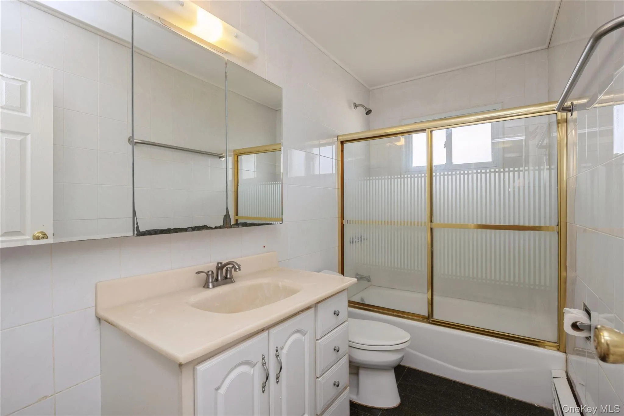 258 Aster Street, Oyster Bay, NY, 3 Bedrooms Bedrooms, 7 Rooms Rooms,1 BathroomBathrooms,Residential,For Rent,Aster,0,1025236 258 Aster Street, Oyster Bay, NY, 3 Bedrooms Bedrooms, 7 Rooms Rooms,1 BathroomBathrooms,Residential,For Rent,Aster,0,1025236