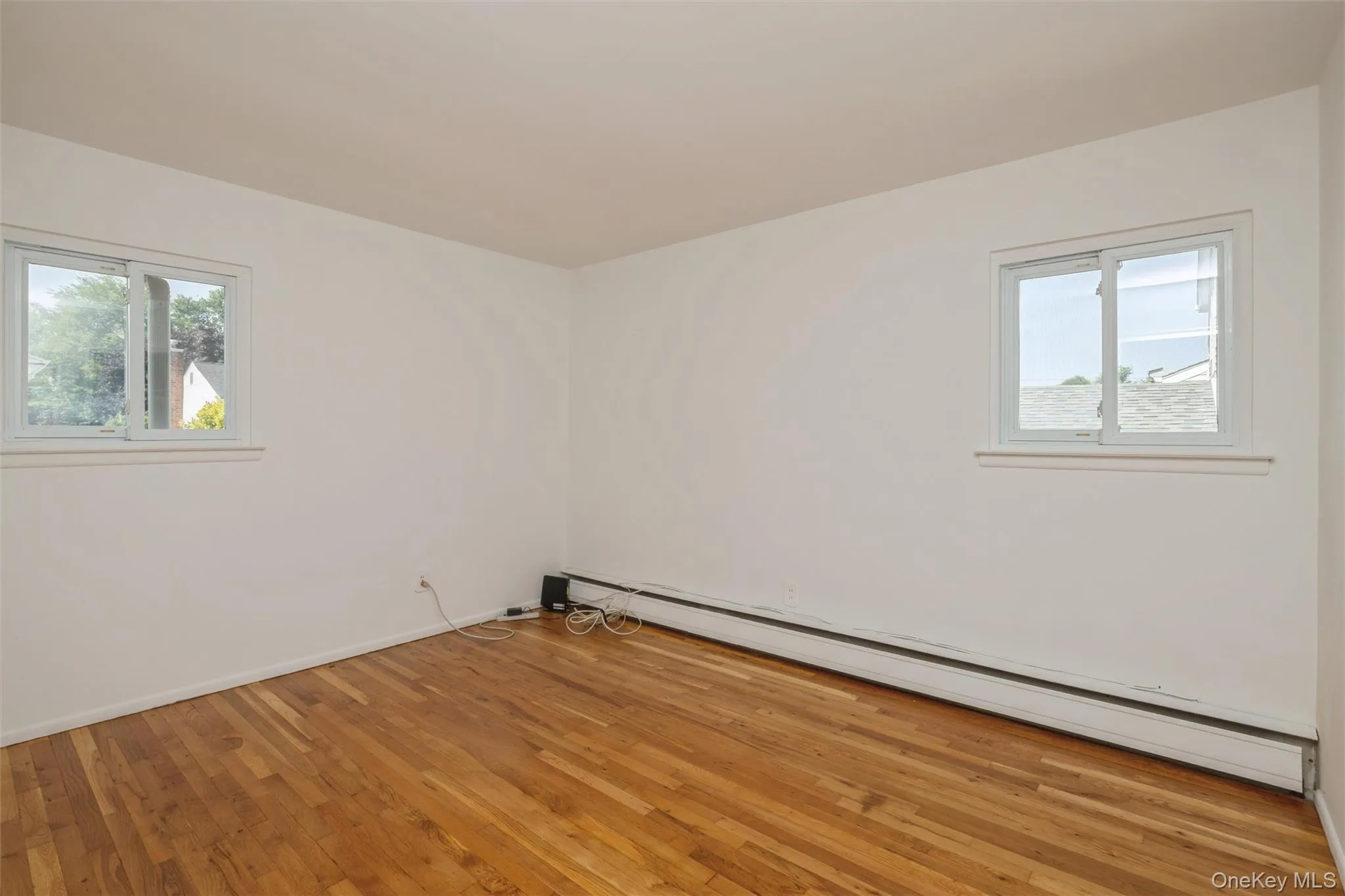 258 Aster Street, Oyster Bay, NY, 3 Bedrooms Bedrooms, 7 Rooms Rooms,1 BathroomBathrooms,Residential,For Rent,Aster,0,1025236 258 Aster Street, Oyster Bay, NY, 3 Bedrooms Bedrooms, 7 Rooms Rooms,1 BathroomBathrooms,Residential,For Rent,Aster,0,1025236