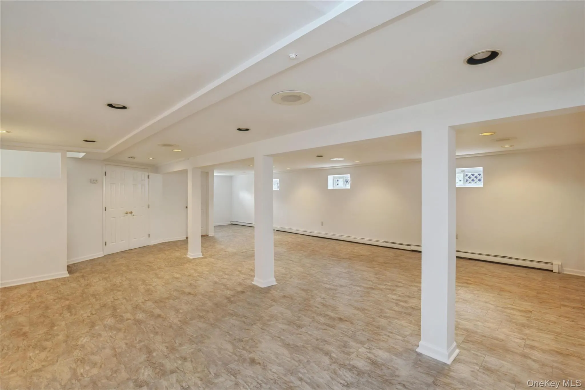 258 Aster Street, Oyster Bay, NY, 3 Bedrooms Bedrooms, 7 Rooms Rooms,1 BathroomBathrooms,Residential,For Rent,Aster,0,1025236 258 Aster Street, Oyster Bay, NY, 3 Bedrooms Bedrooms, 7 Rooms Rooms,1 BathroomBathrooms,Residential,For Rent,Aster,0,1025236
