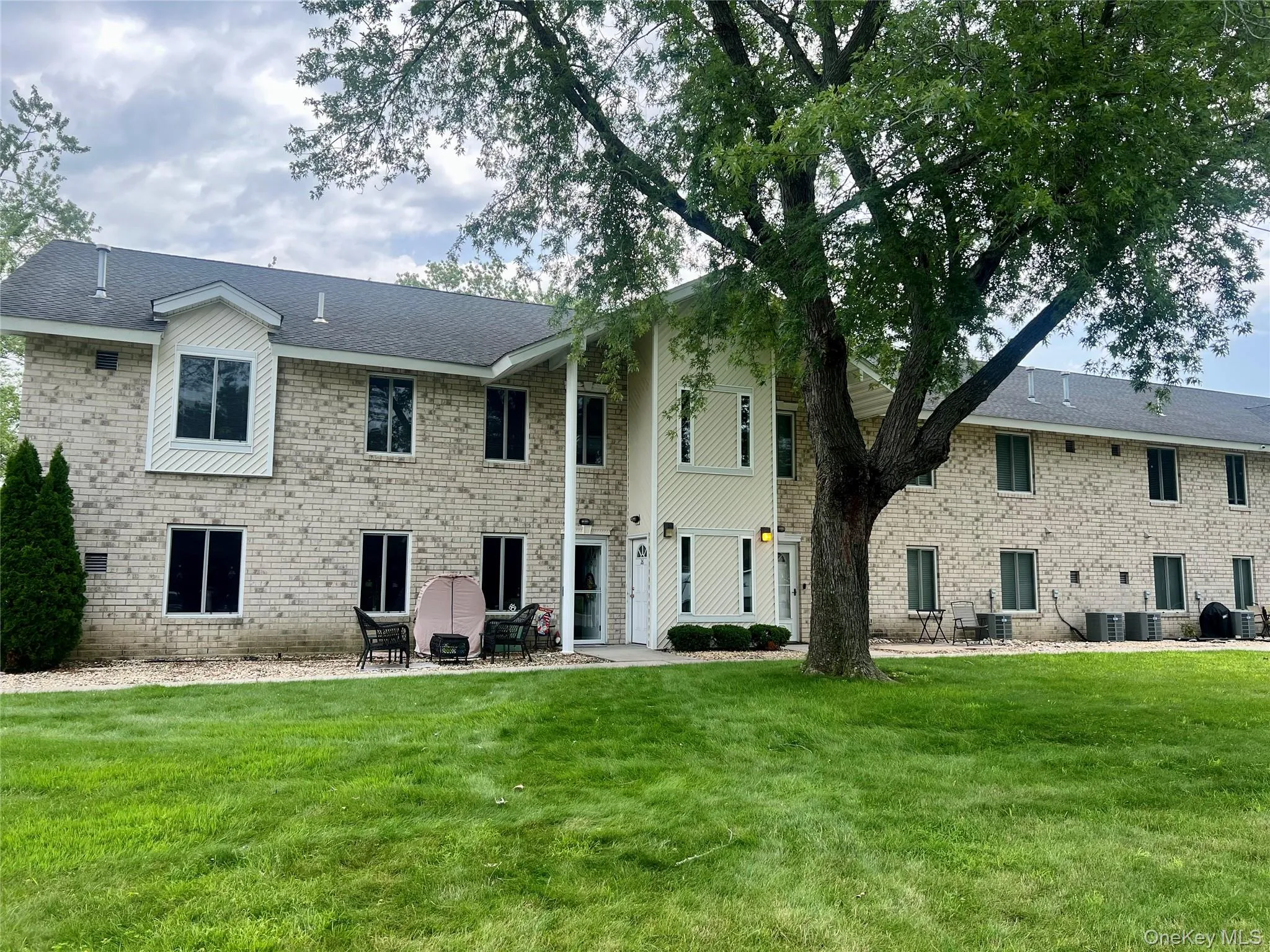 26 El Camino Court Gibbs, Brookhaven, NY, 1 Bedroom Bedrooms, 4 Rooms Rooms,1 BathroomBathrooms,Residential,For Rent,Gibbs,0,1025239 26 El Camino Court Gibbs, Brookhaven, NY, 1 Bedroom Bedrooms, 4 Rooms Rooms,1 BathroomBathrooms,Residential,For Rent,Gibbs,0,1025239