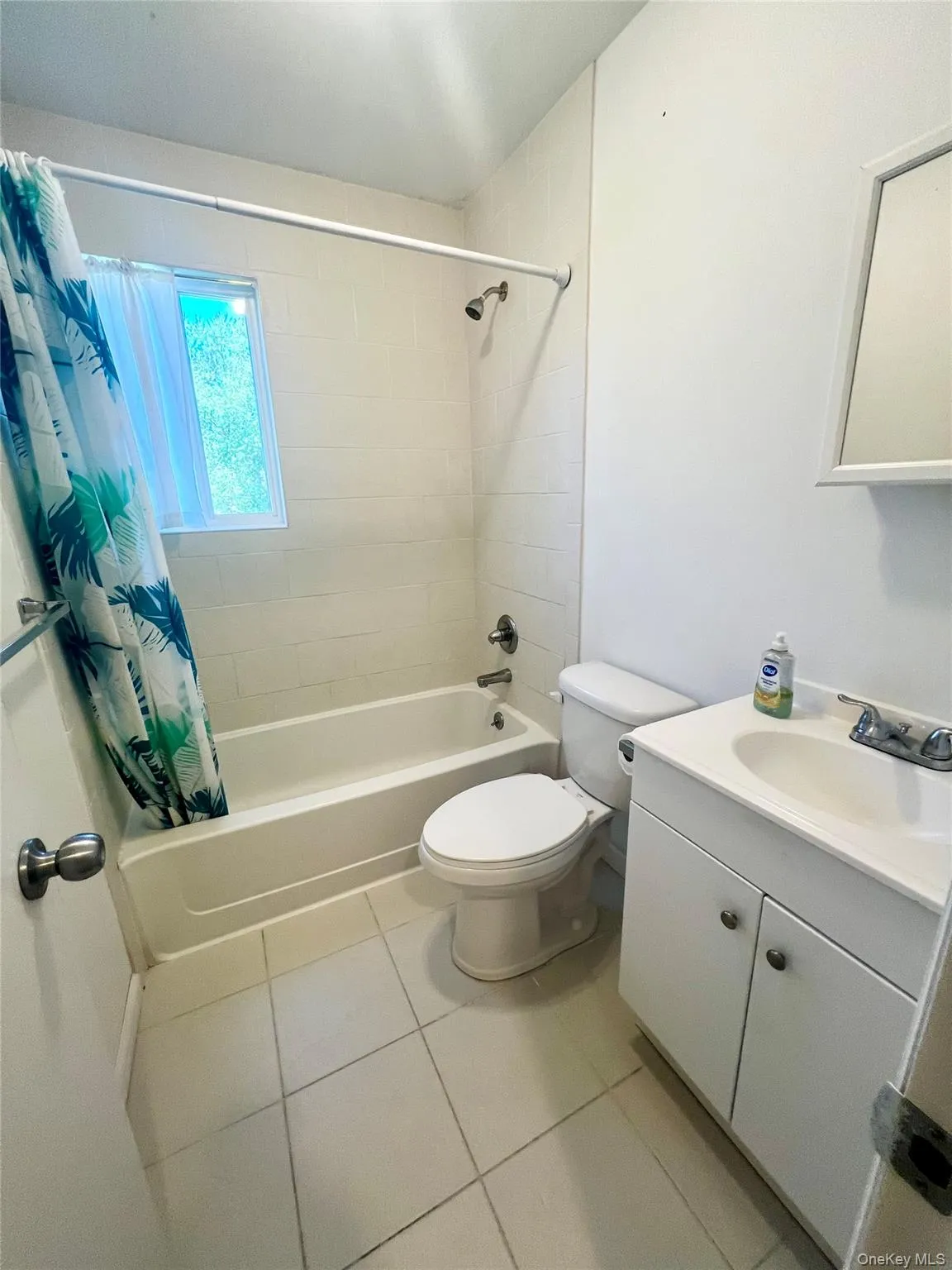 26 El Camino Court Gibbs, Brookhaven, NY, 1 Bedroom Bedrooms, 4 Rooms Rooms,1 BathroomBathrooms,Residential,For Rent,Gibbs,0,1025239 26 El Camino Court Gibbs, Brookhaven, NY, 1 Bedroom Bedrooms, 4 Rooms Rooms,1 BathroomBathrooms,Residential,For Rent,Gibbs,0,1025239
