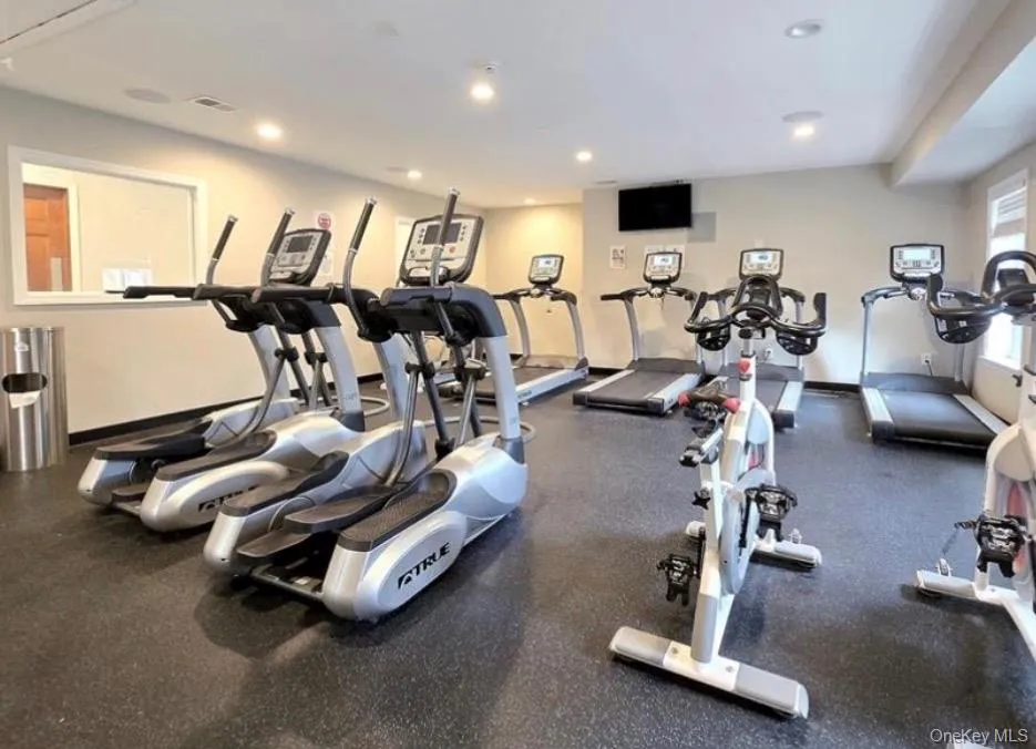 26 El Camino Court Gibbs, Brookhaven, NY, 1 Bedroom Bedrooms, 4 Rooms Rooms,1 BathroomBathrooms,Residential,For Rent,Gibbs,0,1025239 26 El Camino Court Gibbs, Brookhaven, NY, 1 Bedroom Bedrooms, 4 Rooms Rooms,1 BathroomBathrooms,Residential,For Rent,Gibbs,0,1025239