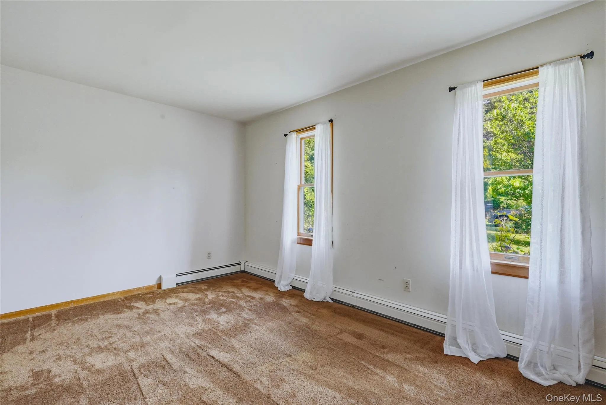 12 Kristi Lane, Poughkeepsie, NY, 4 Bedrooms Bedrooms, 12 Rooms Rooms,2 BathroomsBathrooms,Residential,For Rent,Kristi,0,1025240 12 Kristi Lane, Poughkeepsie, NY, 4 Bedrooms Bedrooms, 12 Rooms Rooms,2 BathroomsBathrooms,Residential,For Rent,Kristi,0,1025240