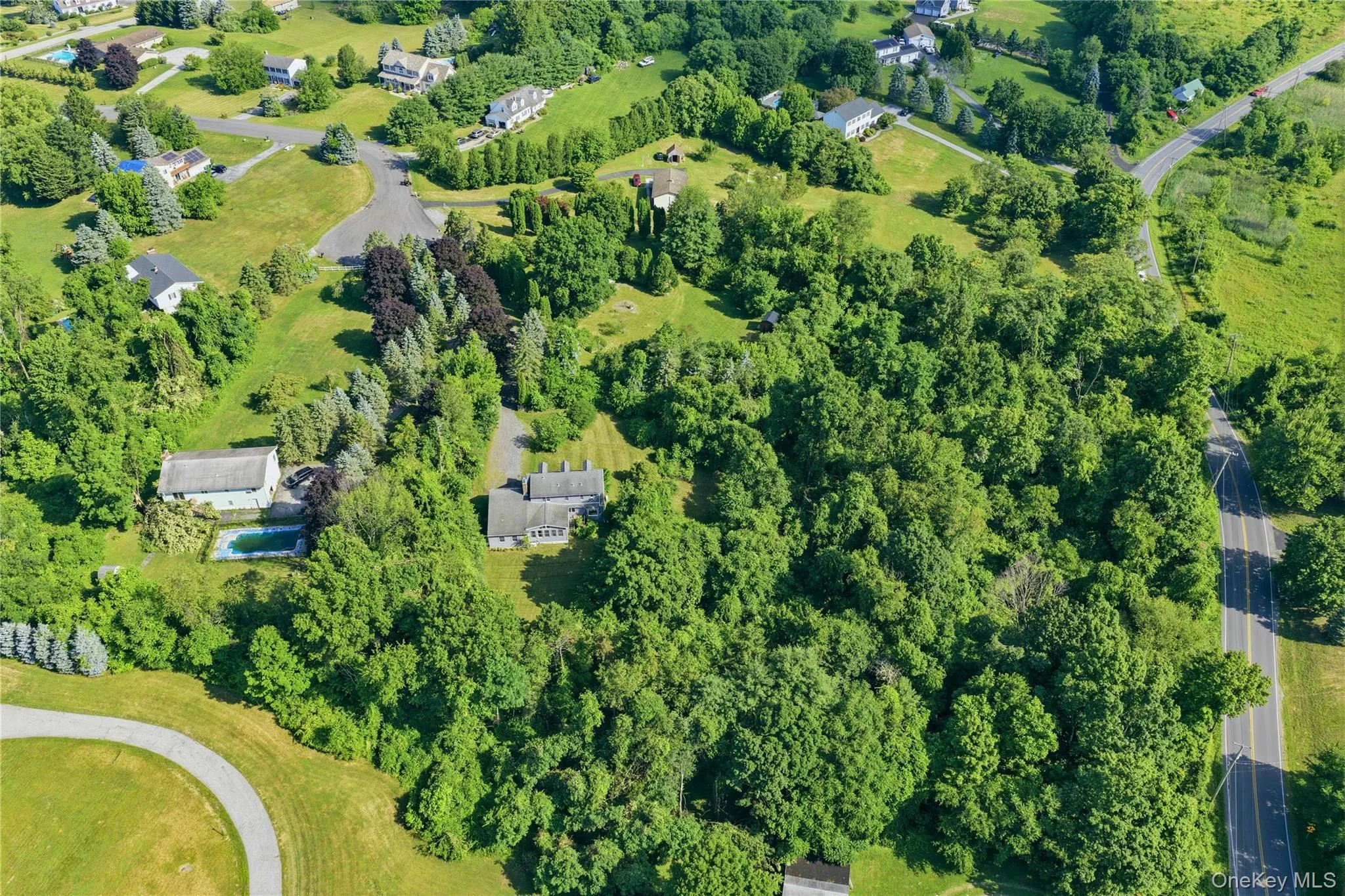 12 Kristi Lane, Poughkeepsie, NY, 4 Bedrooms Bedrooms, 12 Rooms Rooms,2 BathroomsBathrooms,Residential,For Rent,Kristi,0,1025240 12 Kristi Lane, Poughkeepsie, NY, 4 Bedrooms Bedrooms, 12 Rooms Rooms,2 BathroomsBathrooms,Residential,For Rent,Kristi,0,1025240