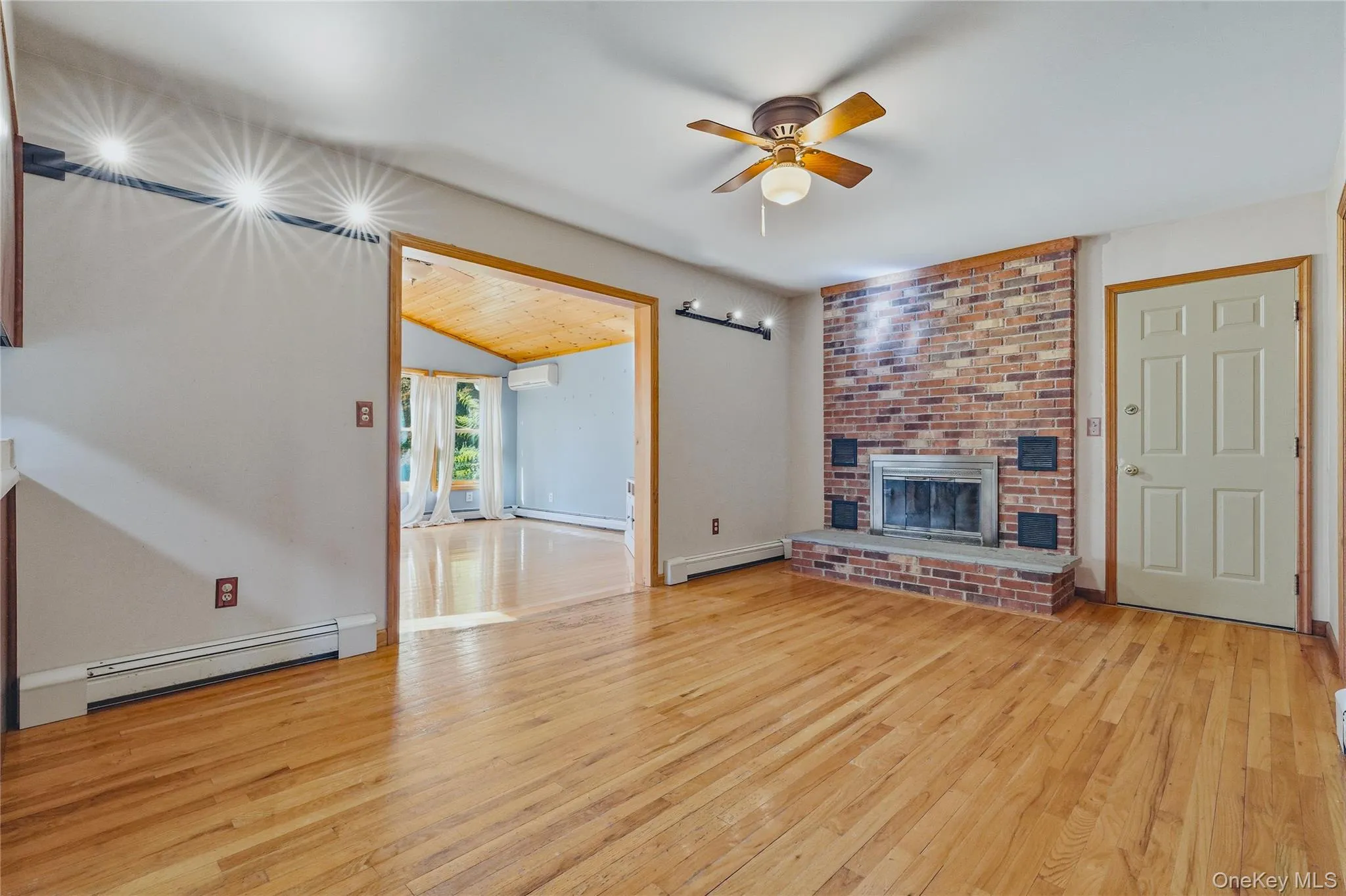 12 Kristi Lane, Poughkeepsie, NY, 4 Bedrooms Bedrooms, 12 Rooms Rooms,2 BathroomsBathrooms,Residential,For Rent,Kristi,0,1025240 12 Kristi Lane, Poughkeepsie, NY, 4 Bedrooms Bedrooms, 12 Rooms Rooms,2 BathroomsBathrooms,Residential,For Rent,Kristi,0,1025240