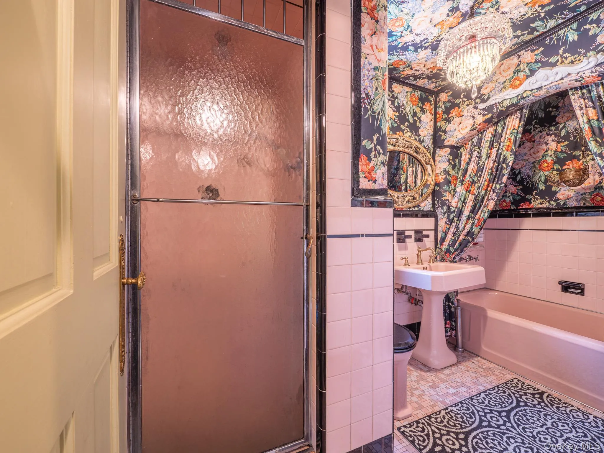 69-78 180th Street, New York, NY, 3 Bedrooms Bedrooms, 8 Rooms Rooms,2 BathroomsBathrooms,Residential,For Rent,180th,0,1025241 69-78 180th Street, New York, NY, 3 Bedrooms Bedrooms, 8 Rooms Rooms,2 BathroomsBathrooms,Residential,For Rent,180th,0,1025241