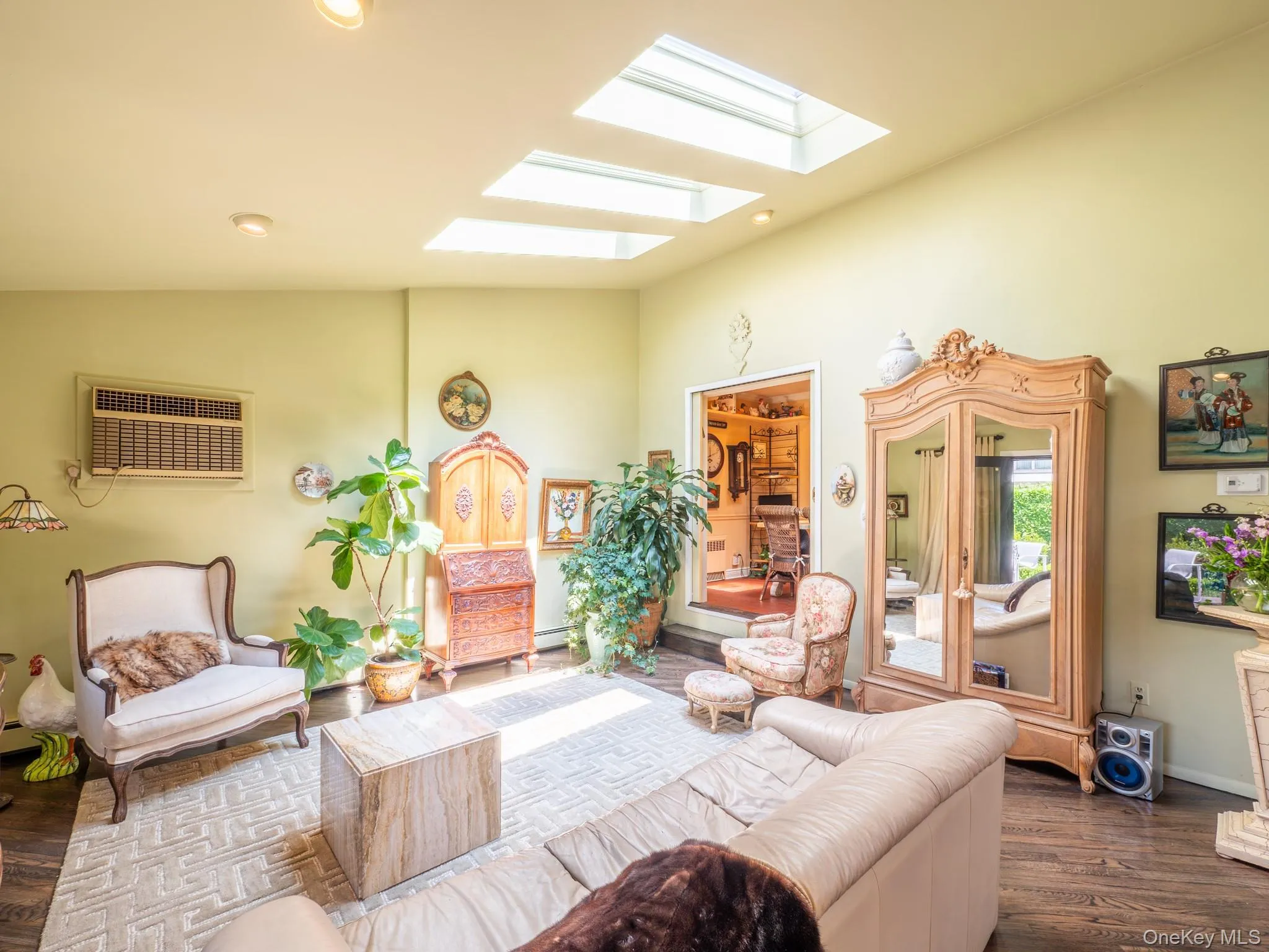 69-78 180th Street, New York, NY, 3 Bedrooms Bedrooms, 8 Rooms Rooms,2 BathroomsBathrooms,Residential,For Rent,180th,0,1025241 69-78 180th Street, New York, NY, 3 Bedrooms Bedrooms, 8 Rooms Rooms,2 BathroomsBathrooms,Residential,For Rent,180th,0,1025241