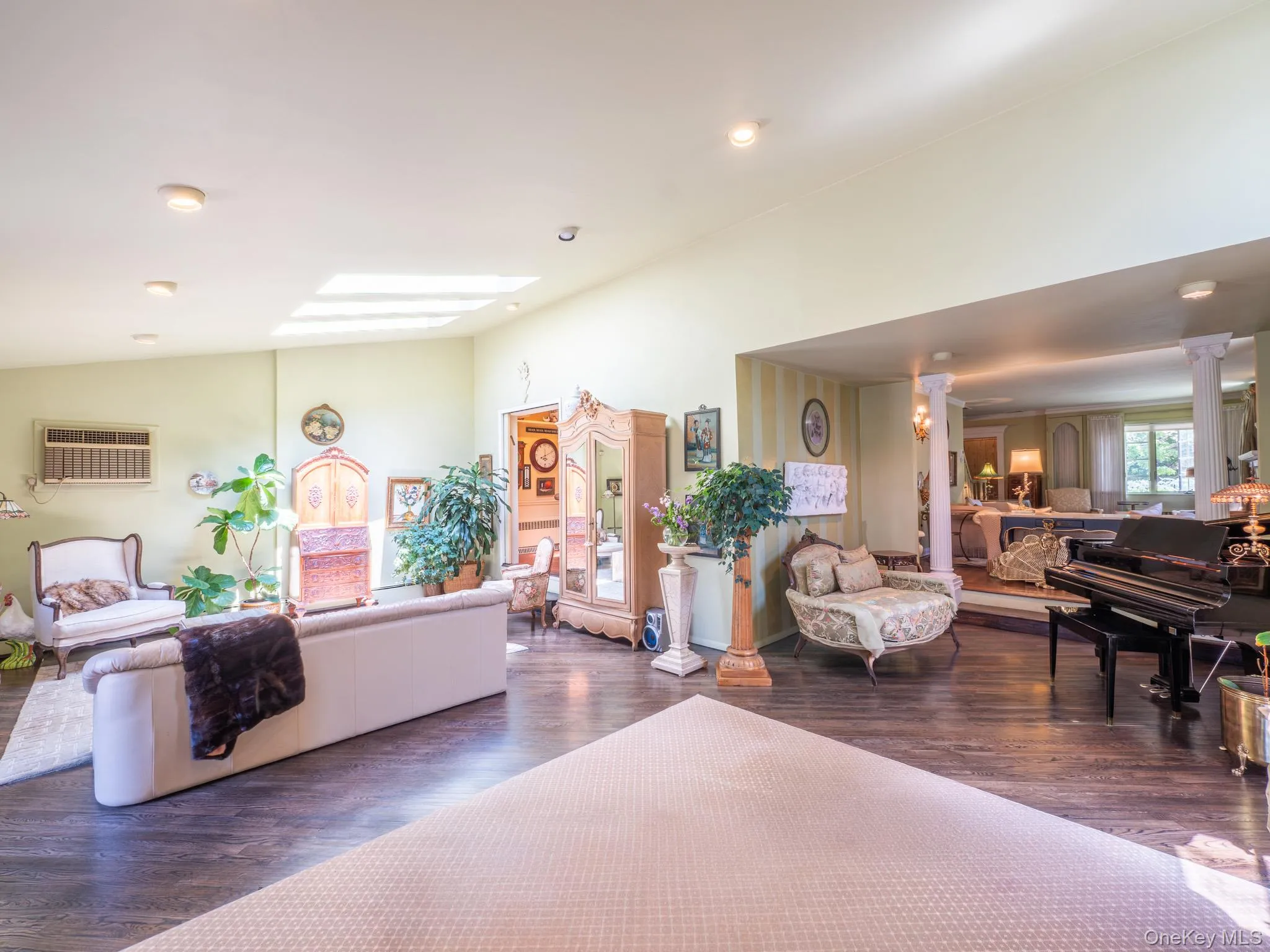 69-78 180th Street, New York, NY, 3 Bedrooms Bedrooms, 8 Rooms Rooms,2 BathroomsBathrooms,Residential,For Rent,180th,0,1025241 69-78 180th Street, New York, NY, 3 Bedrooms Bedrooms, 8 Rooms Rooms,2 BathroomsBathrooms,Residential,For Rent,180th,0,1025241