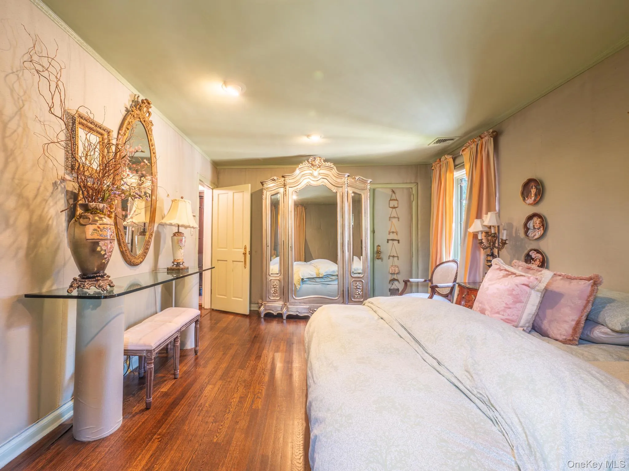 69-78 180th Street, New York, NY, 3 Bedrooms Bedrooms, 8 Rooms Rooms,2 BathroomsBathrooms,Residential,For Rent,180th,0,1025241 69-78 180th Street, New York, NY, 3 Bedrooms Bedrooms, 8 Rooms Rooms,2 BathroomsBathrooms,Residential,For Rent,180th,0,1025241