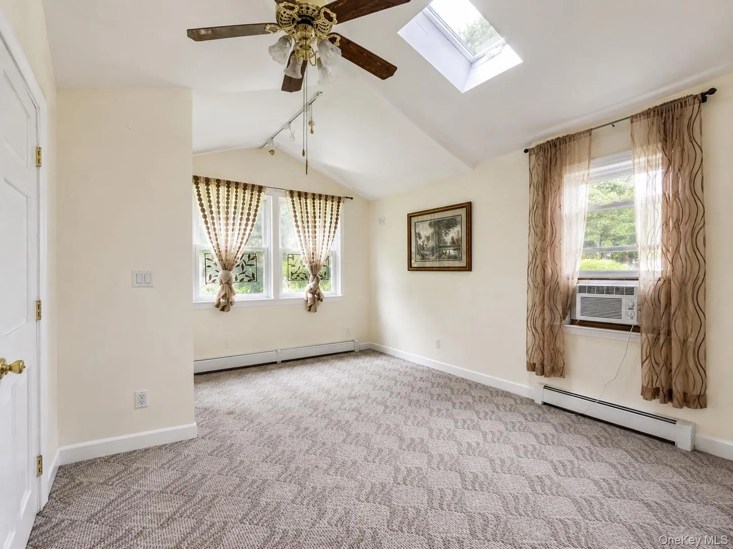 18 Mc Laughlin Drive, Carmel, NY, 2 Bedrooms Bedrooms, 5 Rooms Rooms,1 BathroomBathrooms,Residential Lease,For Rent,Mc Laughlin,0,1025244 18 Mc Laughlin Drive, Carmel, NY, 2 Bedrooms Bedrooms, 5 Rooms Rooms,1 BathroomBathrooms,Residential Lease,For Rent,Mc Laughlin,0,1025244