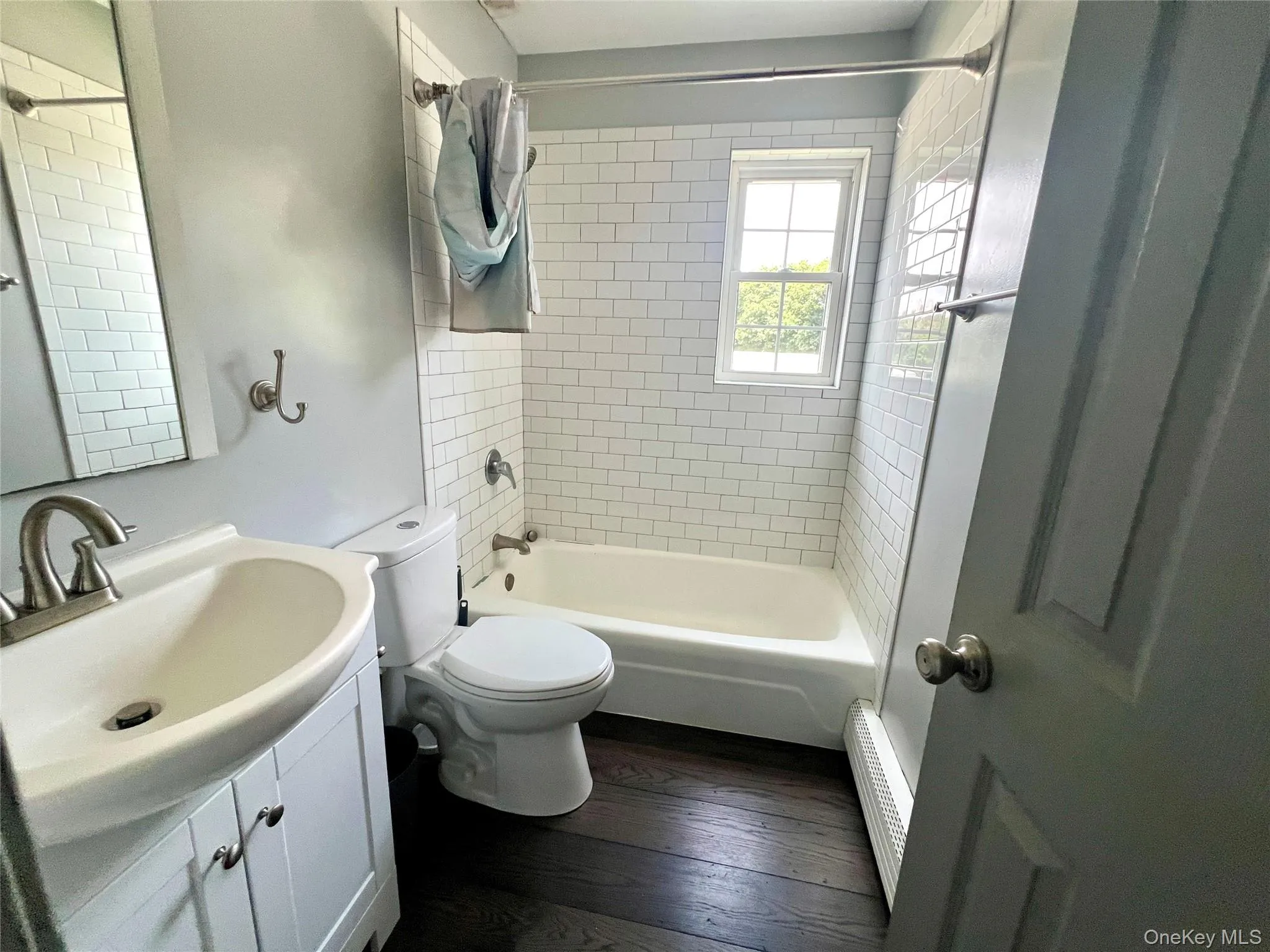 4 Colonial Road, Beacon, NY, 2 Bedrooms Bedrooms, 4 Rooms Rooms,1 BathroomBathrooms,Residential,For Rent,Colonial,0,1025245 4 Colonial Road, Beacon, NY, 2 Bedrooms Bedrooms, 4 Rooms Rooms,1 BathroomBathrooms,Residential,For Rent,Colonial,0,1025245