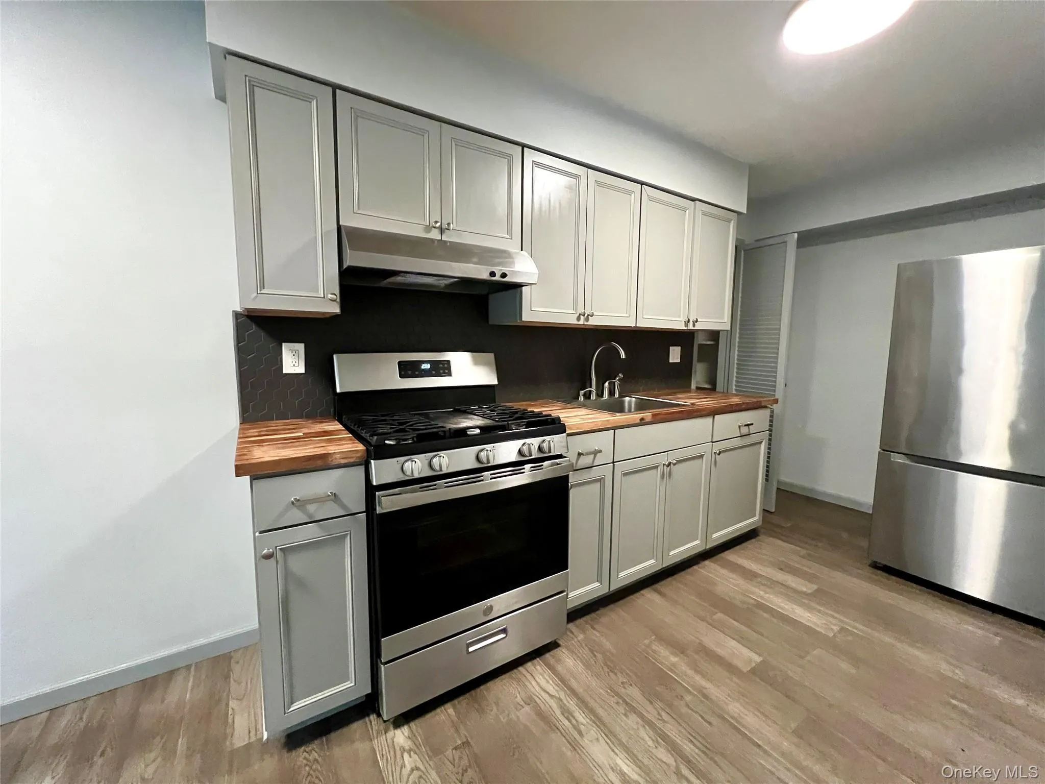 4 Colonial Road, Beacon, NY, 2 Bedrooms Bedrooms, 4 Rooms Rooms,1 BathroomBathrooms,Residential,For Rent,Colonial,0,1025245 4 Colonial Road, Beacon, NY, 2 Bedrooms Bedrooms, 4 Rooms Rooms,1 BathroomBathrooms,Residential,For Rent,Colonial,0,1025245
