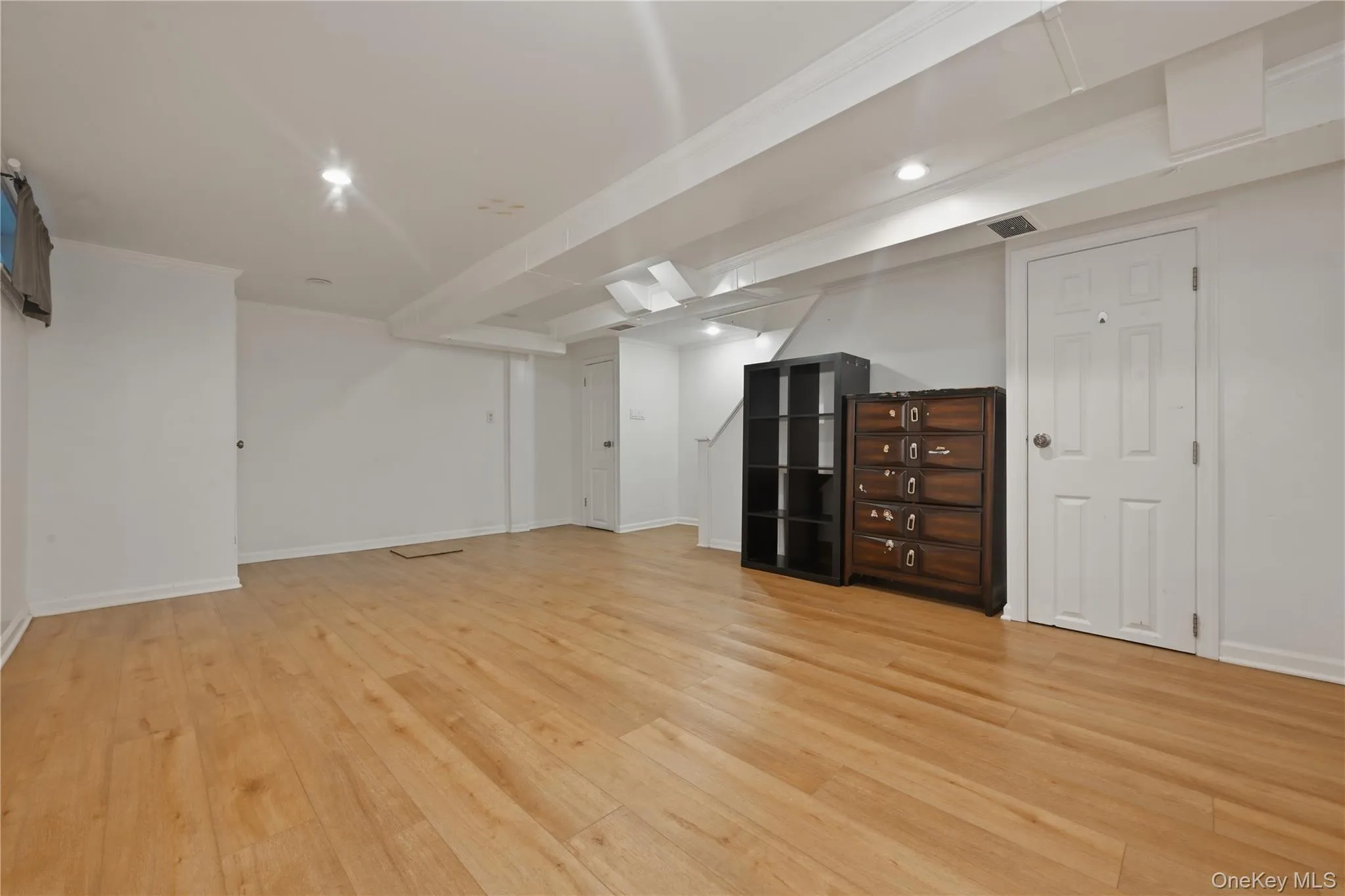 6715 215th Street, New York, NY, 3 Bedrooms Bedrooms, 7 Rooms Rooms,2 BathroomsBathrooms,Residential,For Rent,215th,0,1025248 6715 215th Street, New York, NY, 3 Bedrooms Bedrooms, 7 Rooms Rooms,2 BathroomsBathrooms,Residential,For Rent,215th,0,1025248
