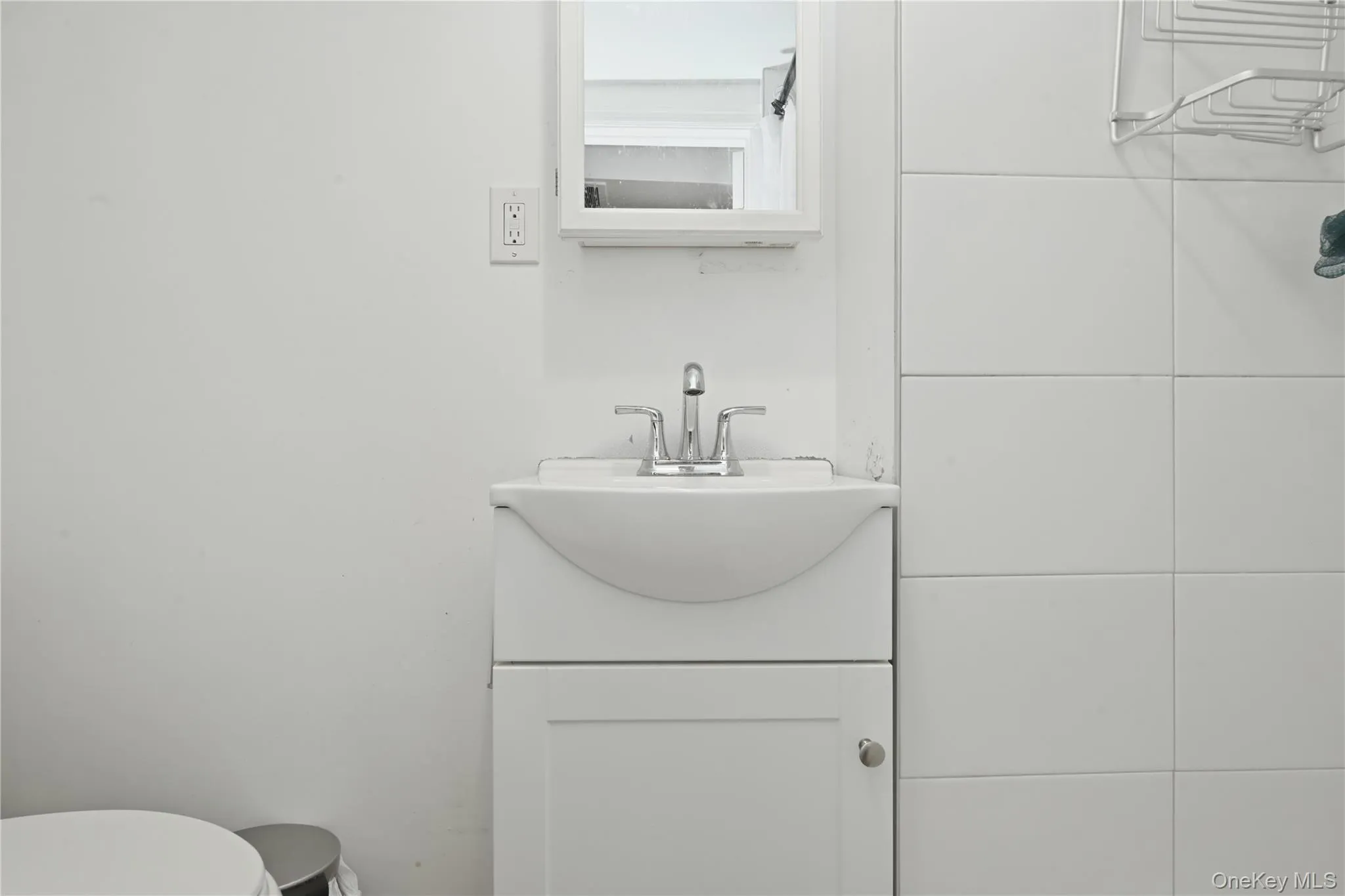 6715 215th Street, New York, NY, 3 Bedrooms Bedrooms, 7 Rooms Rooms,2 BathroomsBathrooms,Residential,For Rent,215th,0,1025248 6715 215th Street, New York, NY, 3 Bedrooms Bedrooms, 7 Rooms Rooms,2 BathroomsBathrooms,Residential,For Rent,215th,0,1025248