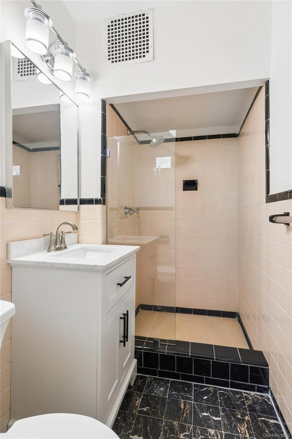 5601 Riverdale Avenue, New York, NY, 3 Bedrooms Bedrooms, 6 Rooms Rooms,2 BathroomsBathrooms,Residential,For Rent,Riverdale,0,1025249 5601 Riverdale Avenue, New York, NY, 3 Bedrooms Bedrooms, 6 Rooms Rooms,2 BathroomsBathrooms,Residential,For Rent,Riverdale,0,1025249