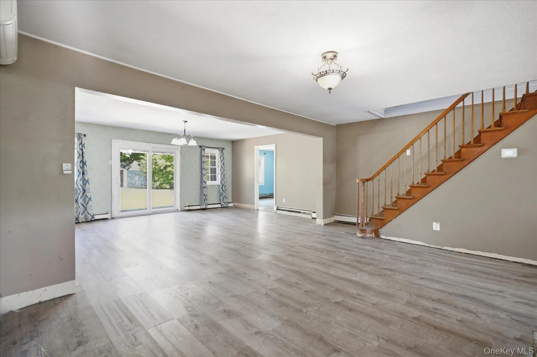 47 Greenvale Lane, Hempstead, NY, 5 Bedrooms Bedrooms, 7 Rooms Rooms,2 BathroomsBathrooms,Residential,For Rent,Greenvale,0,1025252 47 Greenvale Lane, Hempstead, NY, 5 Bedrooms Bedrooms, 7 Rooms Rooms,2 BathroomsBathrooms,Residential,For Rent,Greenvale,0,1025252